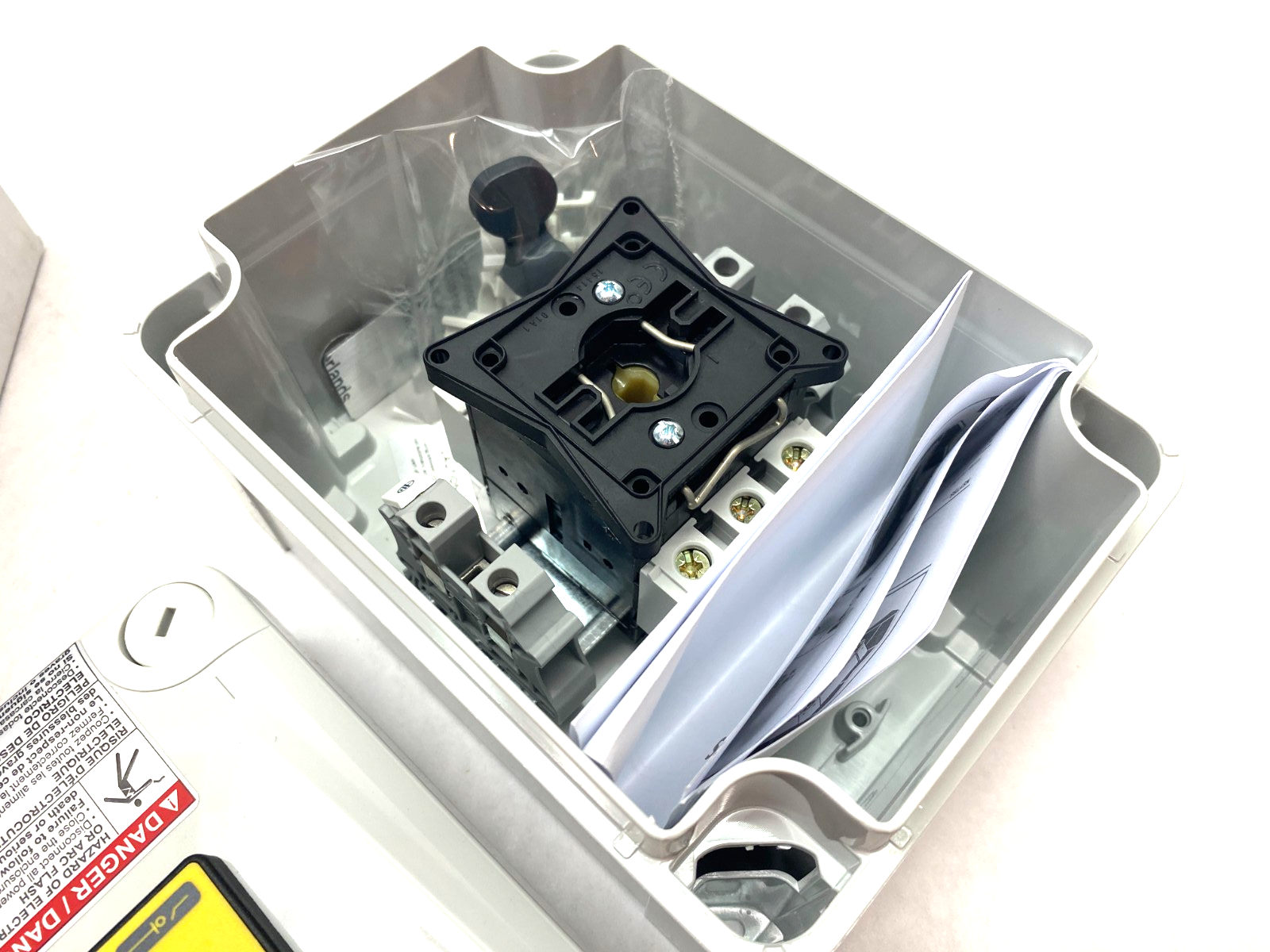 Schneider Electric VC2GUN Enclosed Emergency Switch IP55 941318 - Maverick Industrial Sales