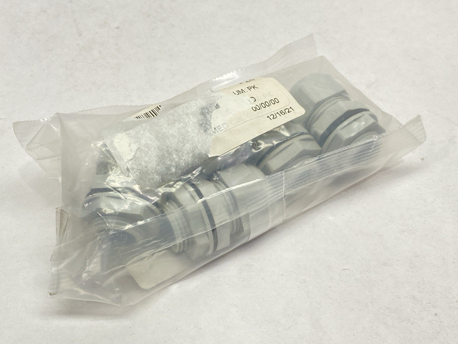 Bimed BSPC-12 NPT 1/2 Industrial Cable Glands PA 6 L.Grey PKG OF 5 - Maverick Industrial Sales