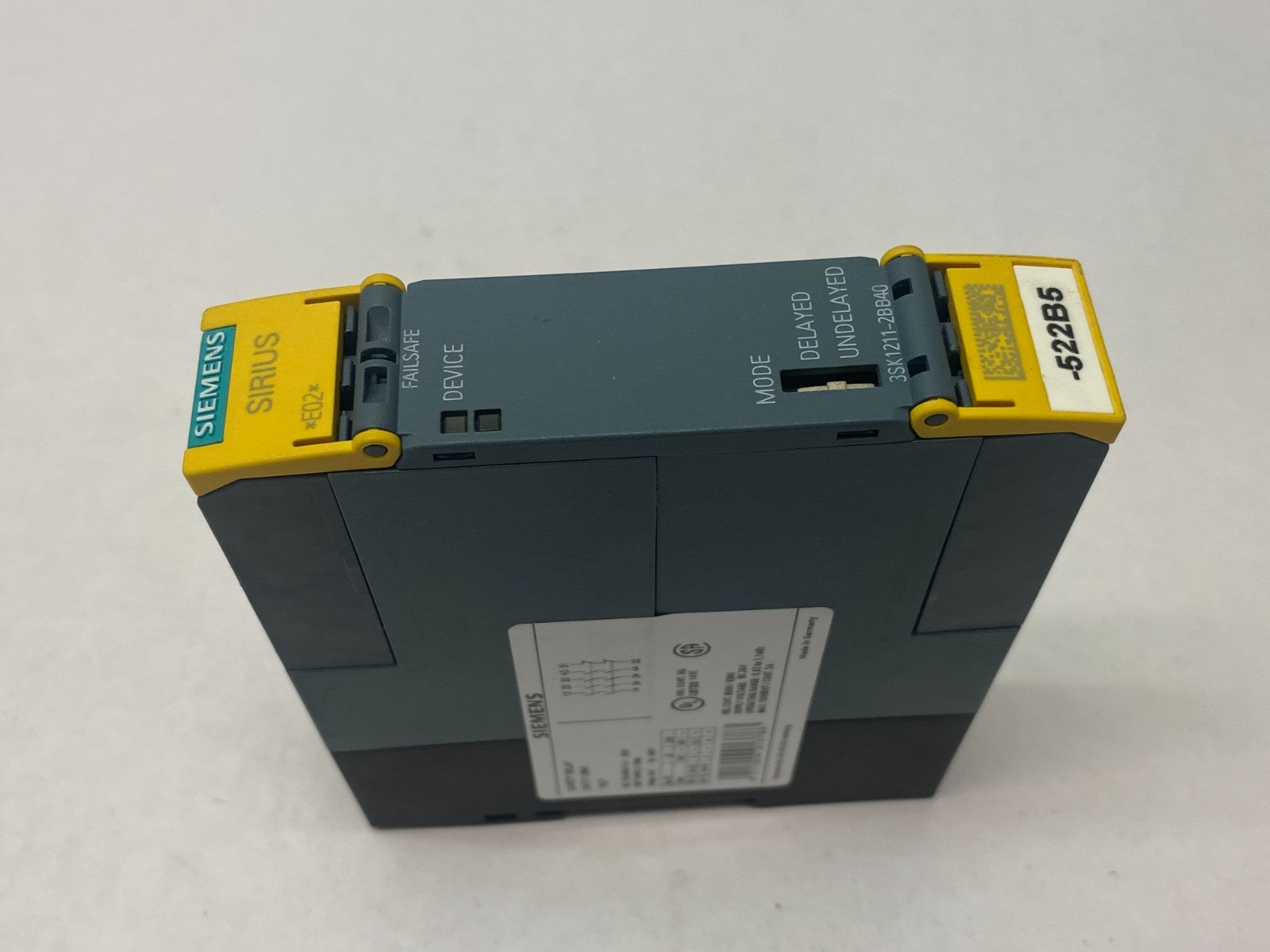 Siemens 3SK1211-2BB40 SIRIUS Safety Relay, Spring-Type, Output Expansion, 24VDC - Maverick Industrial Sales