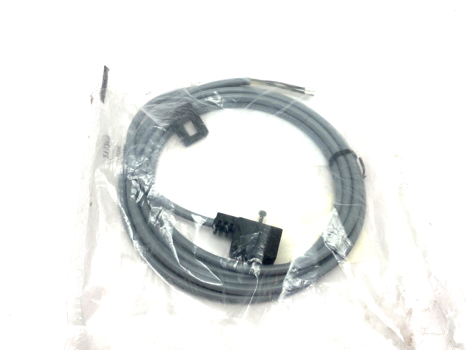 Festo KMF-1-24DC-2.5-LED Valve Plug Socket w/ Cable 2.5m Length 30935 - Maverick Industrial Sales