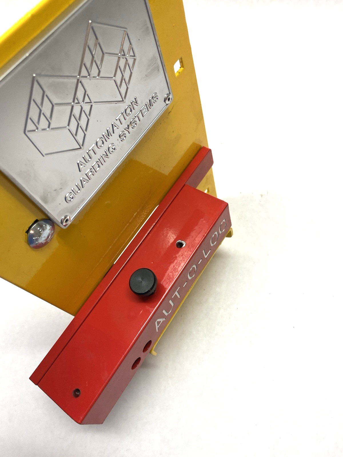 A19462 | AGS Automation Guarding Systems LH Hinge Gate AUT-O-LOC Handle Assembly - Used - Maverick Industrial Sales