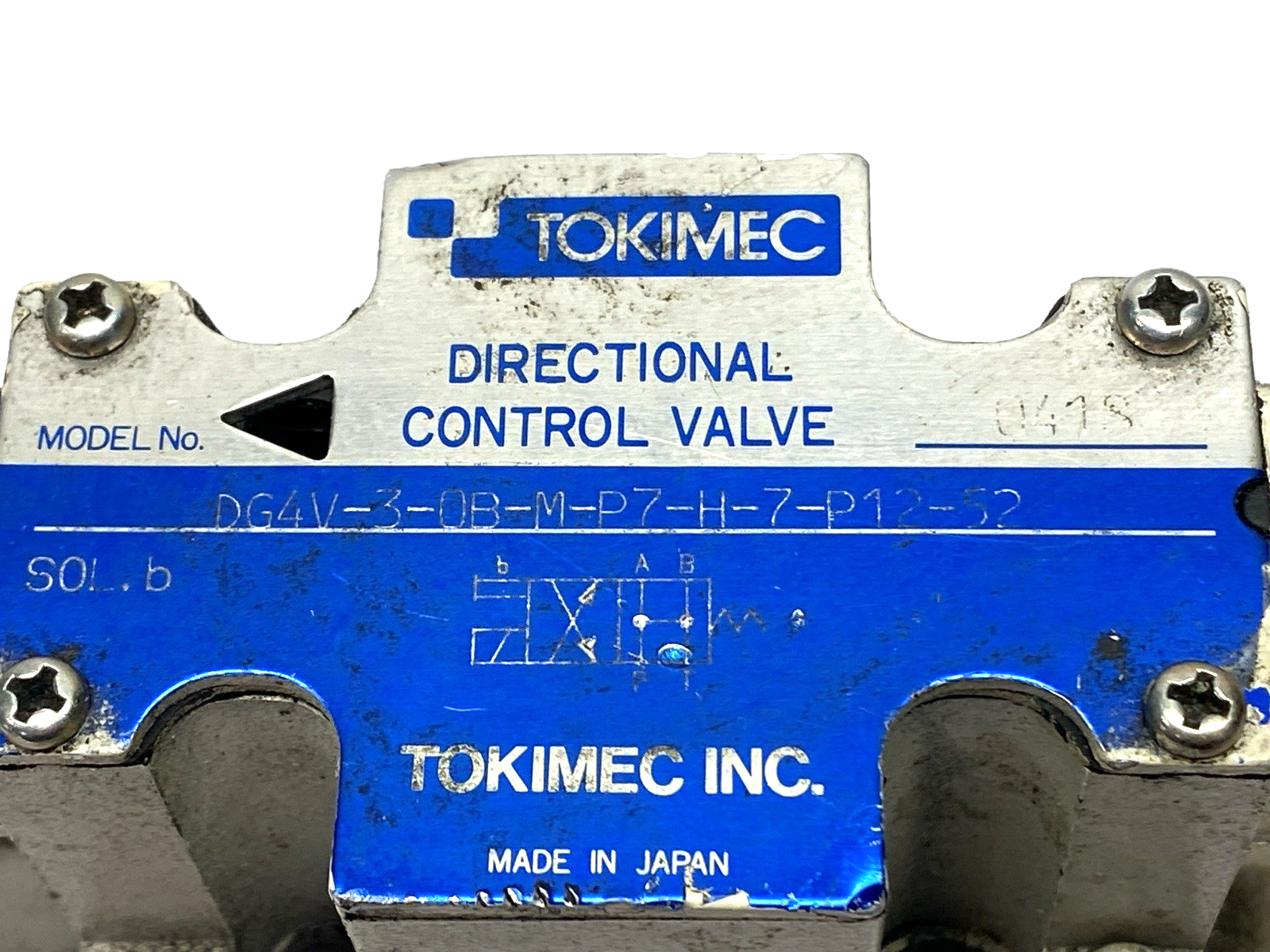 Tokimec DG4V-3-0B-M-P7-H-7-P12-52 Solenoid Directional Control Valve 1/2" Ports - Maverick Industrial Sales