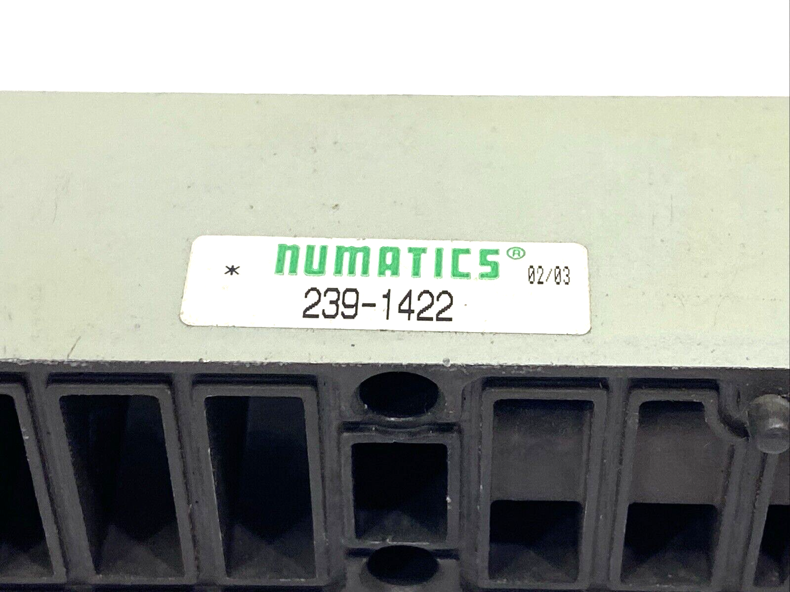 Numatics 239-1422 Sandwich Pressure Block - Maverick Industrial Sales