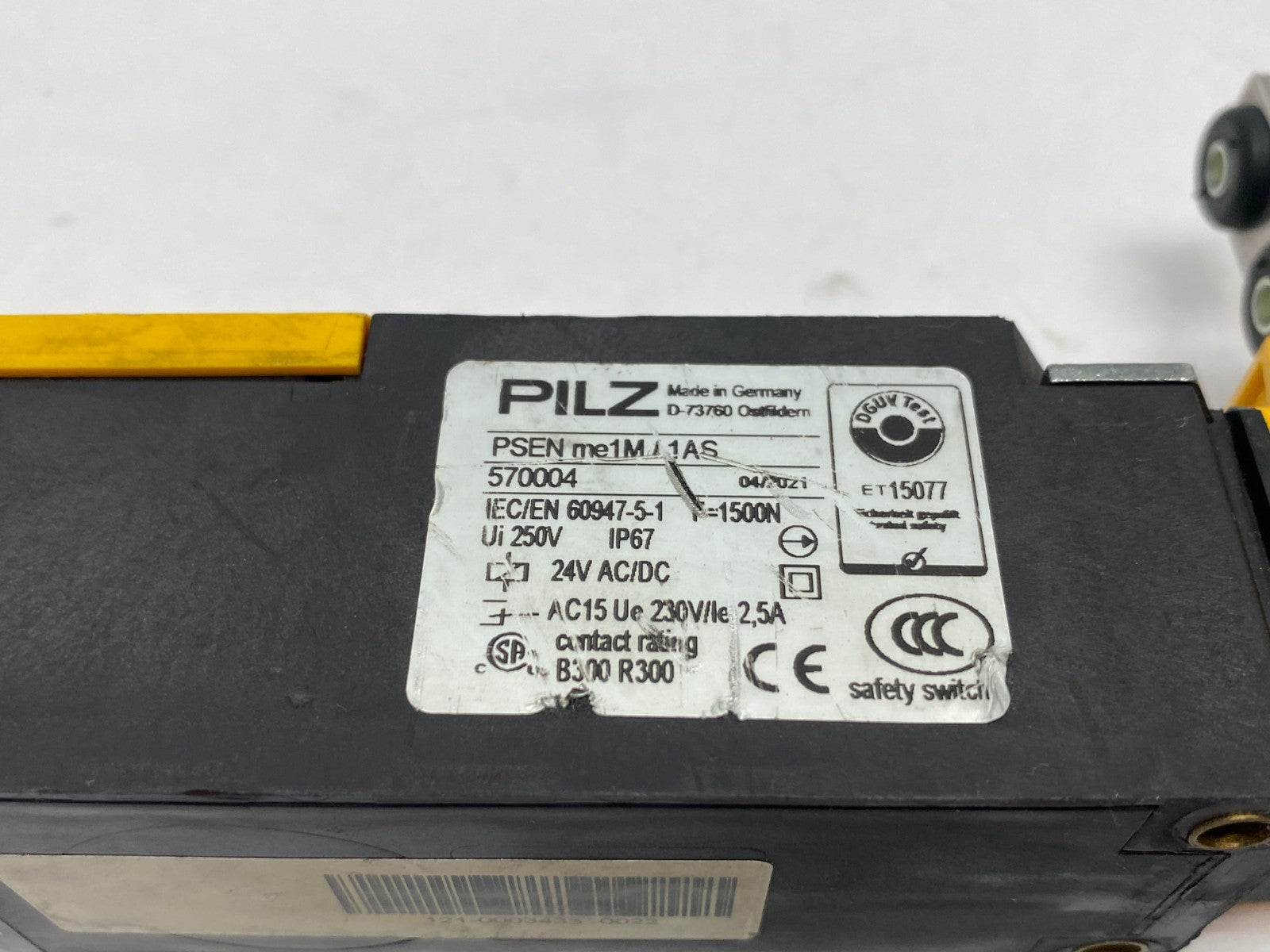 570004 | Pilz Safety Gate System w/ Mechanical Lock PSEN me1M/1AS - Used - Maverick Industrial Sales