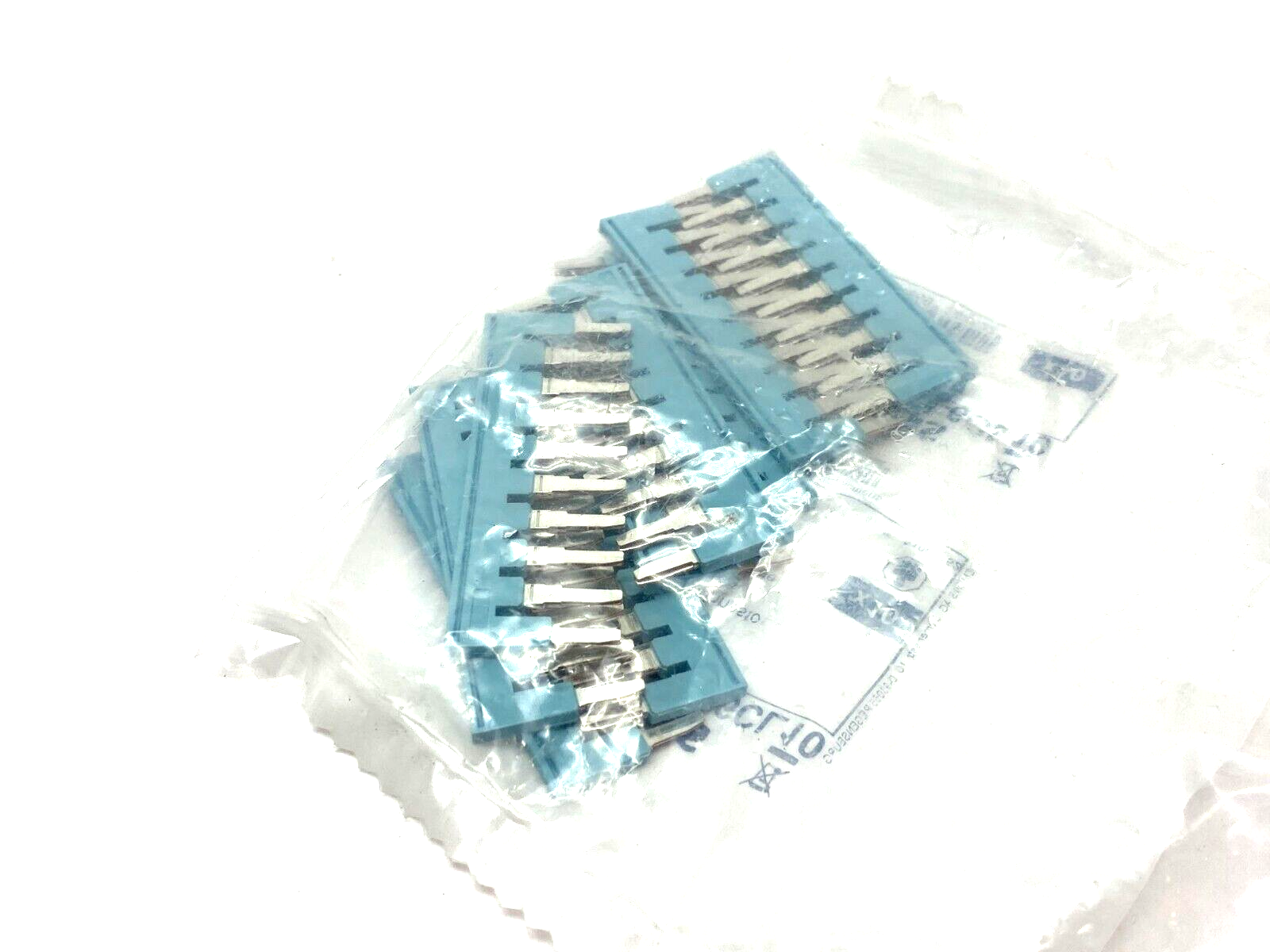 Siemens 8WH9020-6CL10 Plug-In Bridge Jumper Bar 10-Pole 6mm Space PKG OF 10 - Maverick Industrial Sales