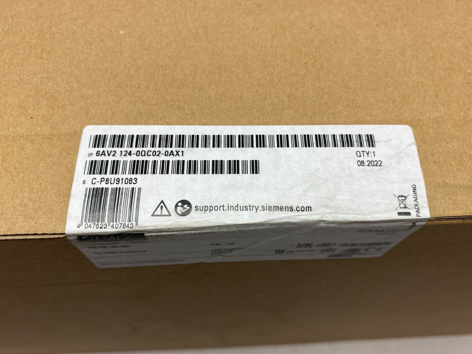 Siemens 6AV2 124-0QC02-0AX1 TP1500 Comfort HMI Touch Display Panel 331mm x 207mm - Maverick Industrial Sales