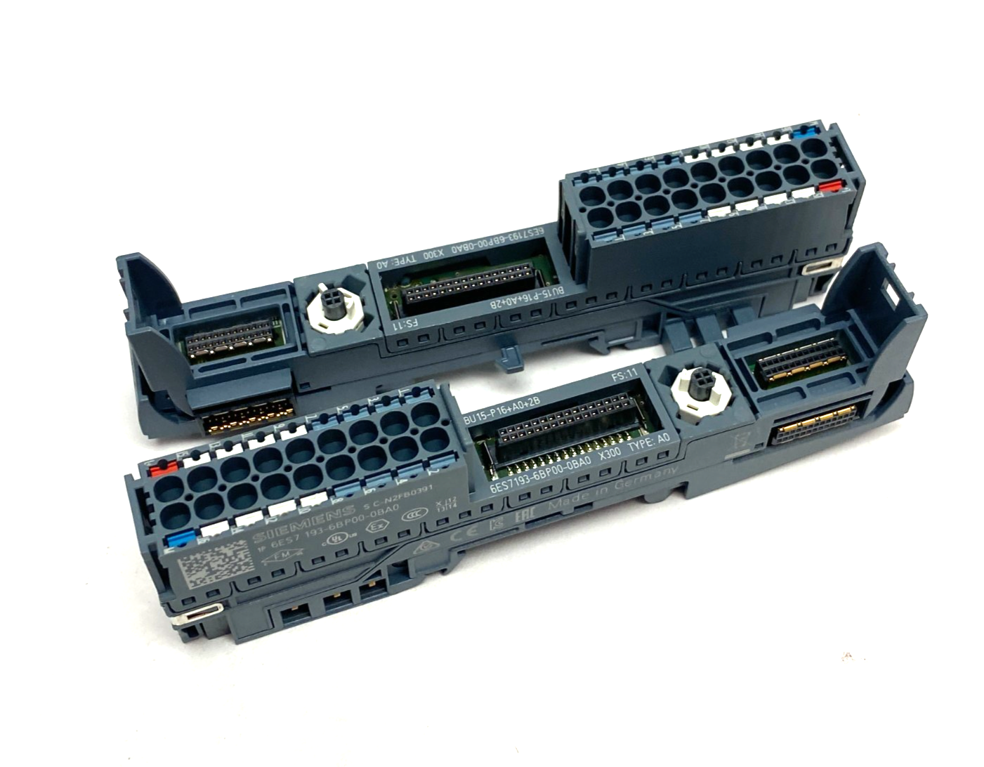 Siemens 6ES7193-6BP00-0BA0 SIMATIC ET 200SP Base Unit BU15-P16+A0+2B LOT OF 2 - Maverick Industrial Sales