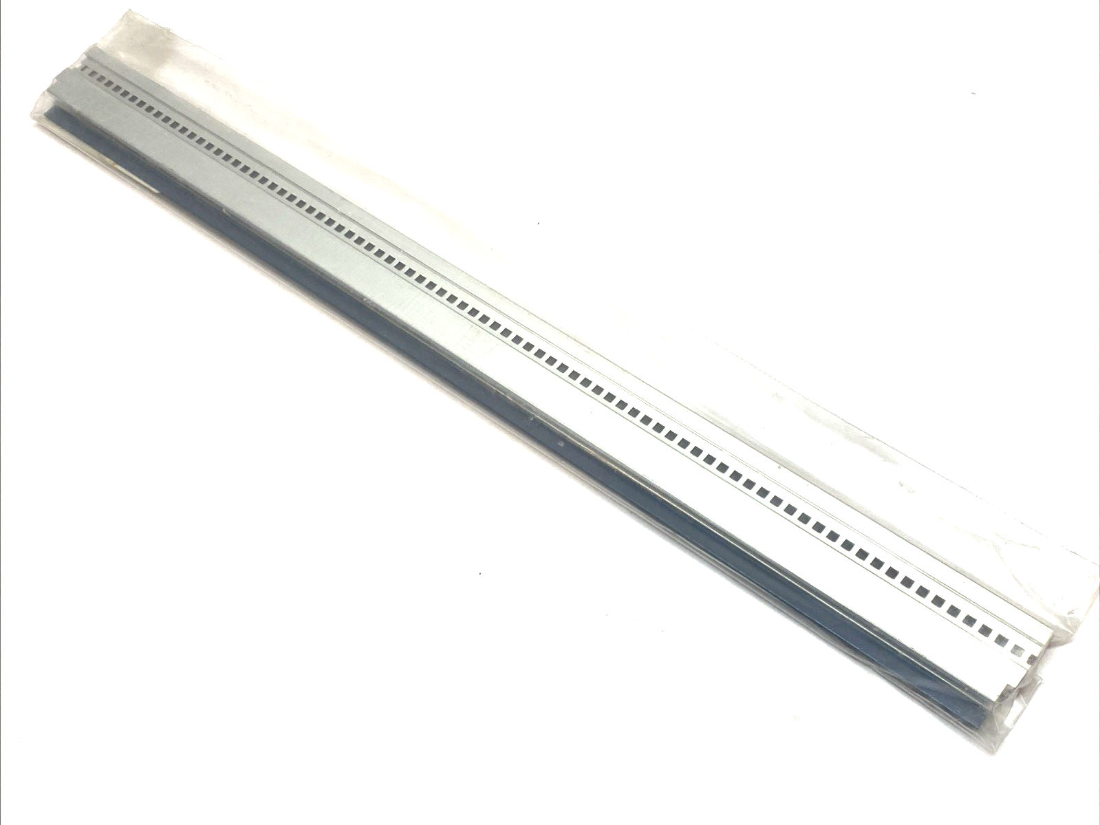 66-202-53 | Elma Aluminum Extrusion 17" - New – Open box - Maverick Industrial Sales