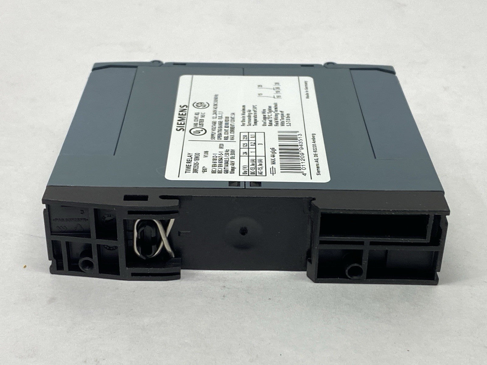 Siemens 3RP2505-1BW30 Multifunction Timing Relay 2-Change Over Contacts - Maverick Industrial Sales