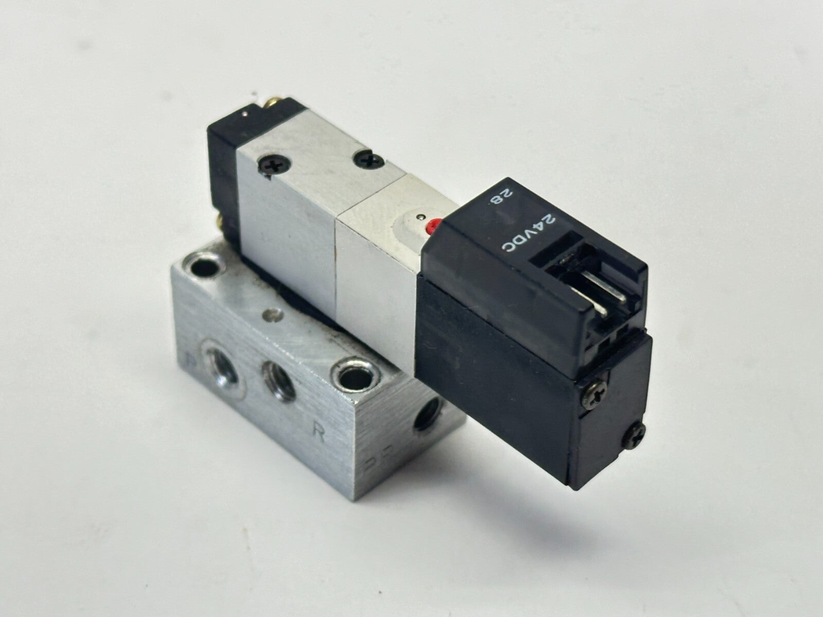 Humphrey HA041E1 Pneumatic Air Valve w/ Manifold Block 24VDC - Maverick Industrial Sales