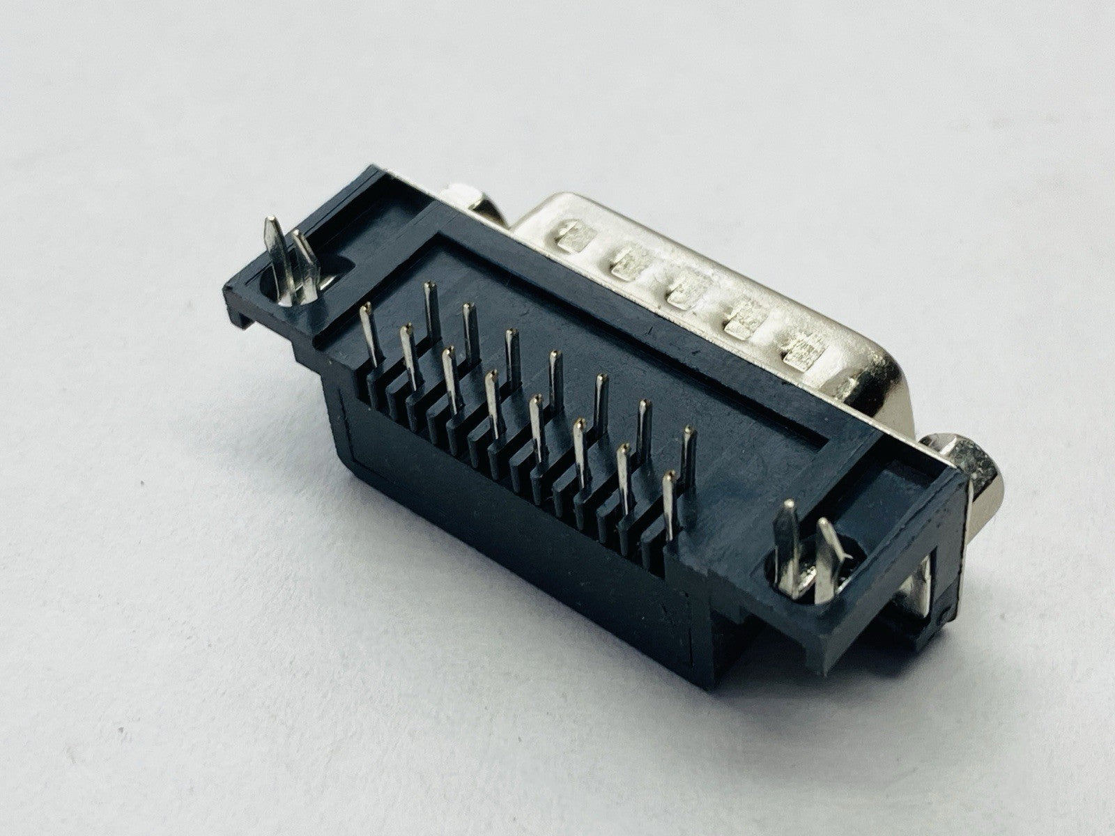 Connectors Pro 12-R15M-10PK DR15 Male PCB Connector Right Angle PACK OF 10 - Maverick Industrial Sales