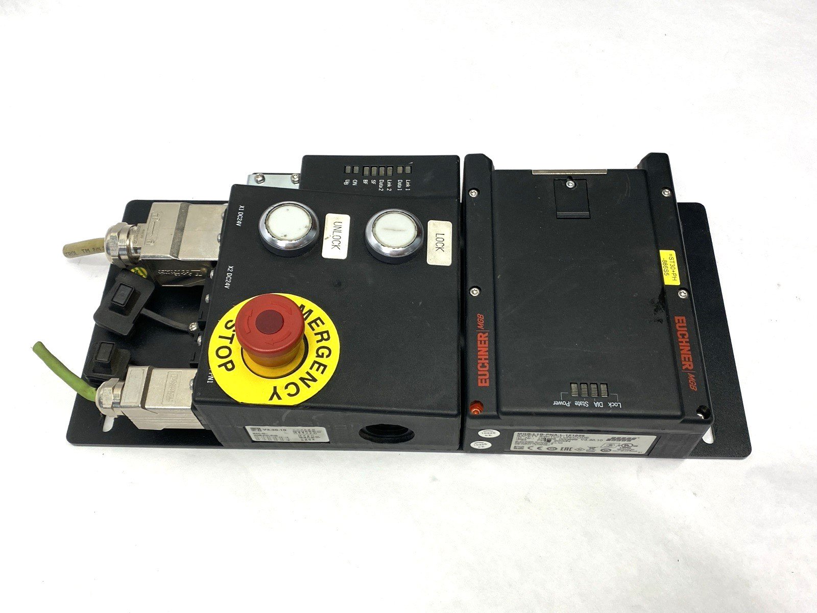 MGB-L1B-PNA-121855 | Euchner Multifunctional Gate Box 121855 MISSING THREADED PLUG - Used - Maverick Industrial Sales