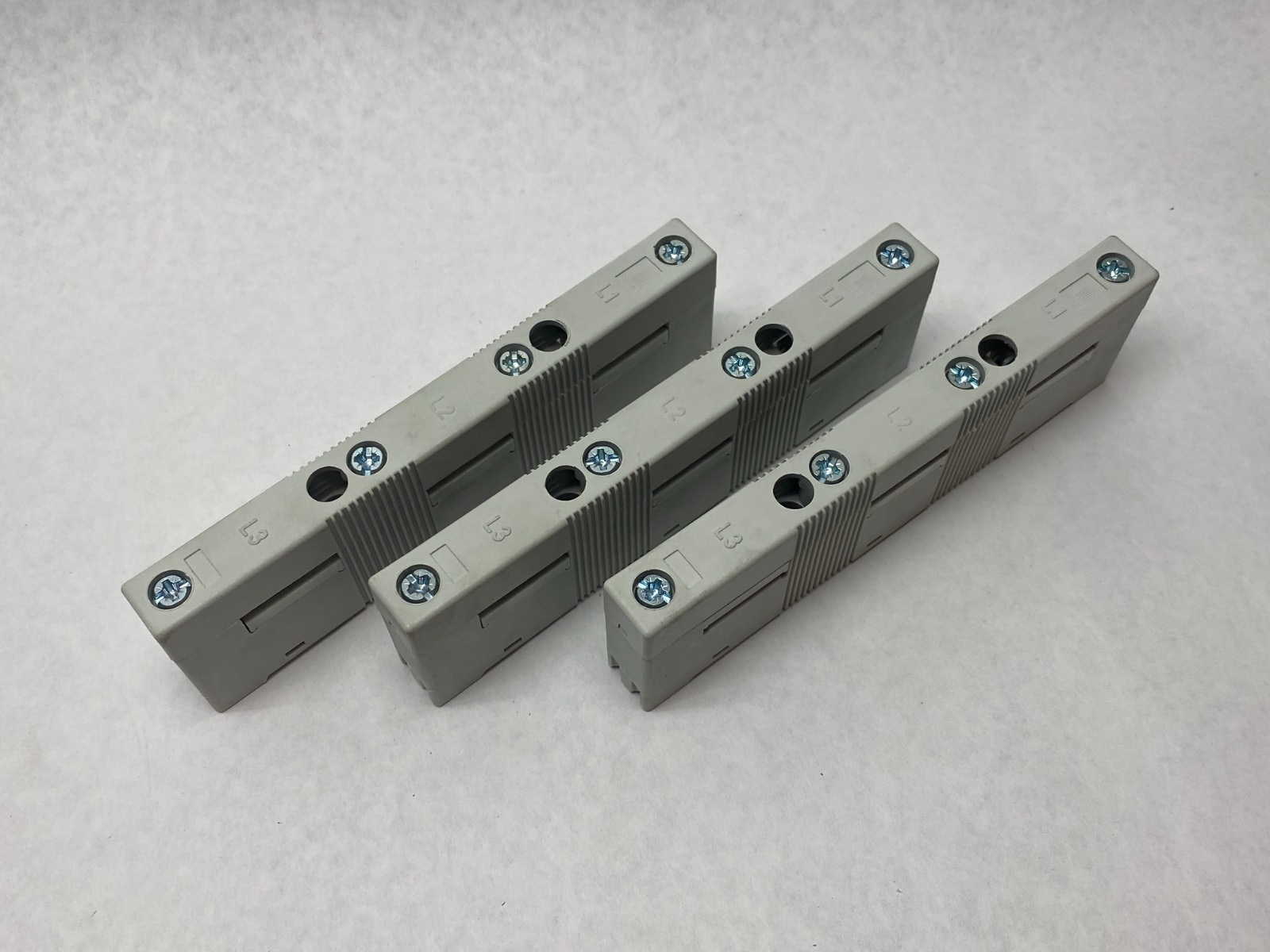 Rittal SV9340050 Busbar Support Bracket for Busbar Systems LOT OF 3 - Maverick Industrial Sales