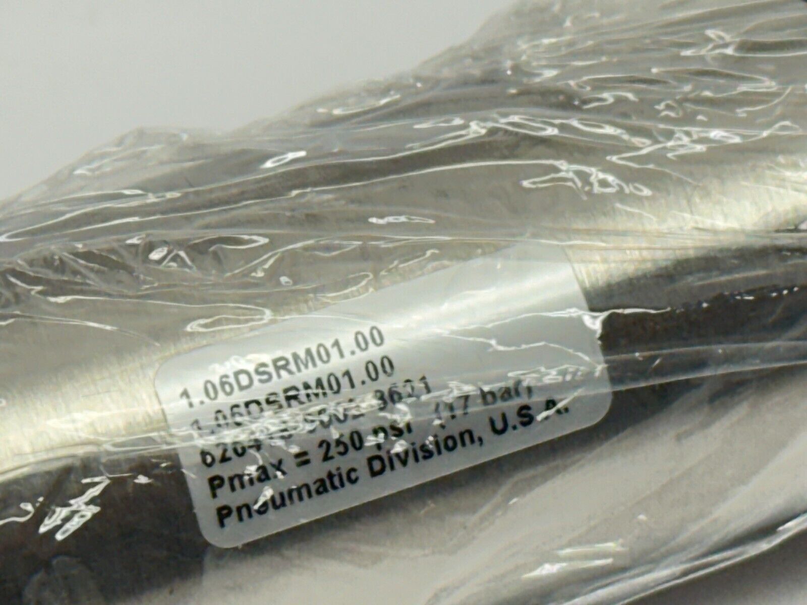 Parker 1.06DSRM01.00 Pneumatic Double Acting Cylinder 1-1/16" Bore 1" Stroke - Maverick Industrial Sales