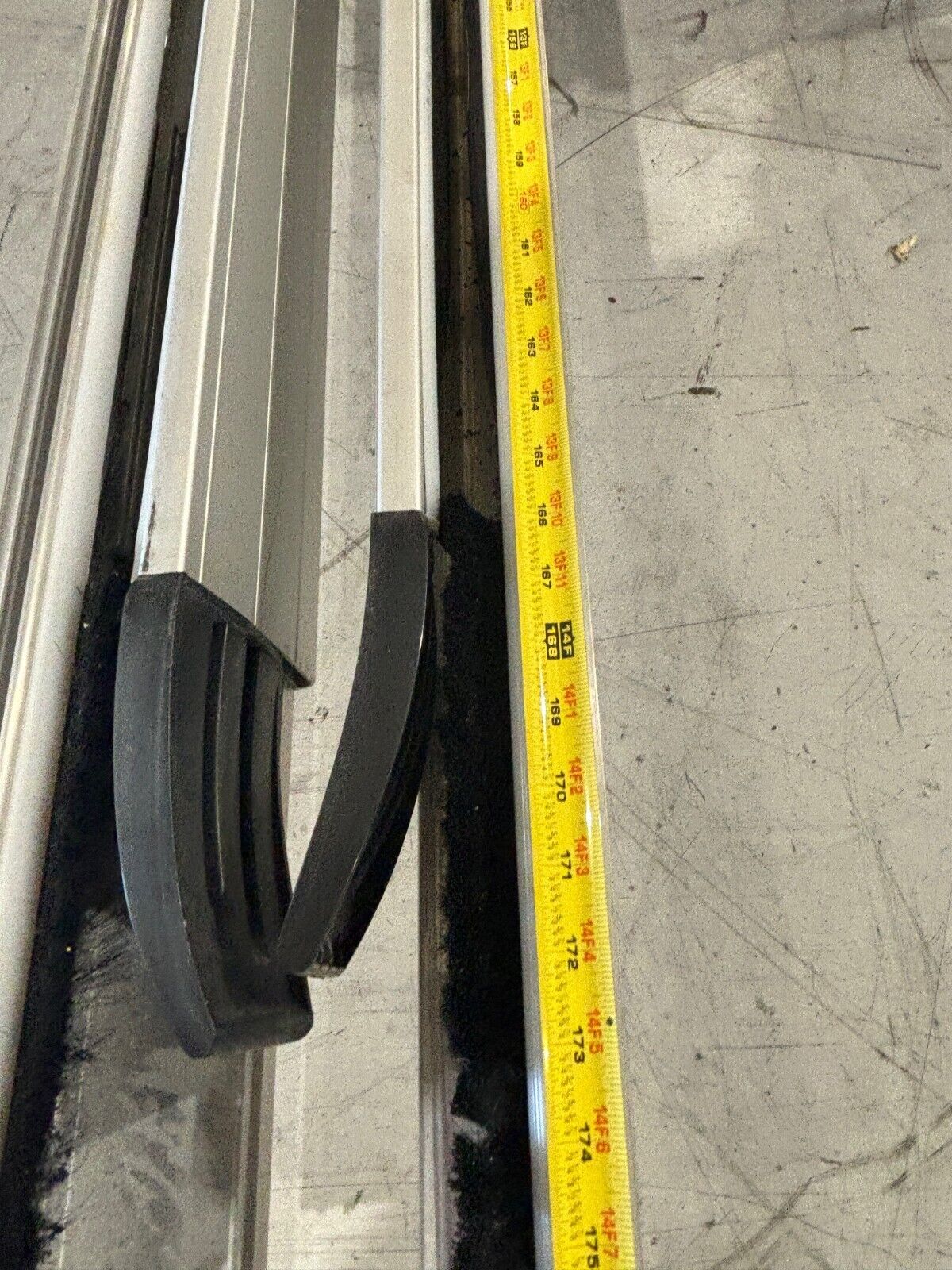 Albany Entre Matic RR300 Chill 6'x15' Insulated Power Rollup Door, 460V, ACS100 - Maverick Industrial Sales