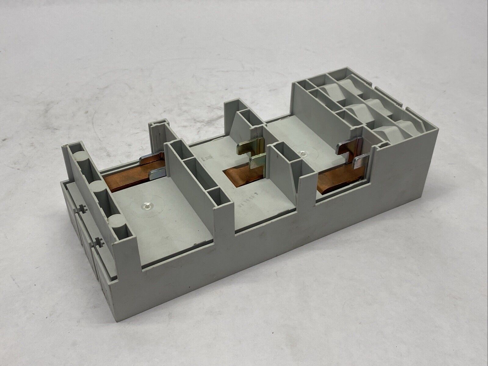 Siemens 8US1213-4AP03 Device Busbar Adapter MCCB 3-Pole 250A 600VAC - Maverick Industrial Sales