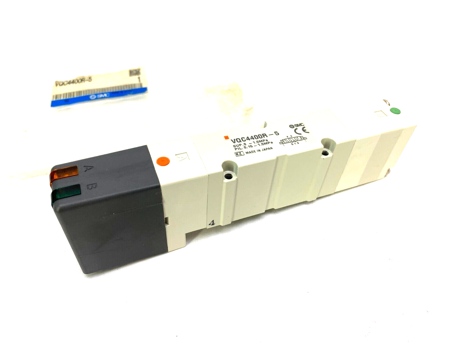 VQC4400R-5 | SMC Plug-In Solenoid Valve 5-Port - New – Open box - Maverick Industrial Sales