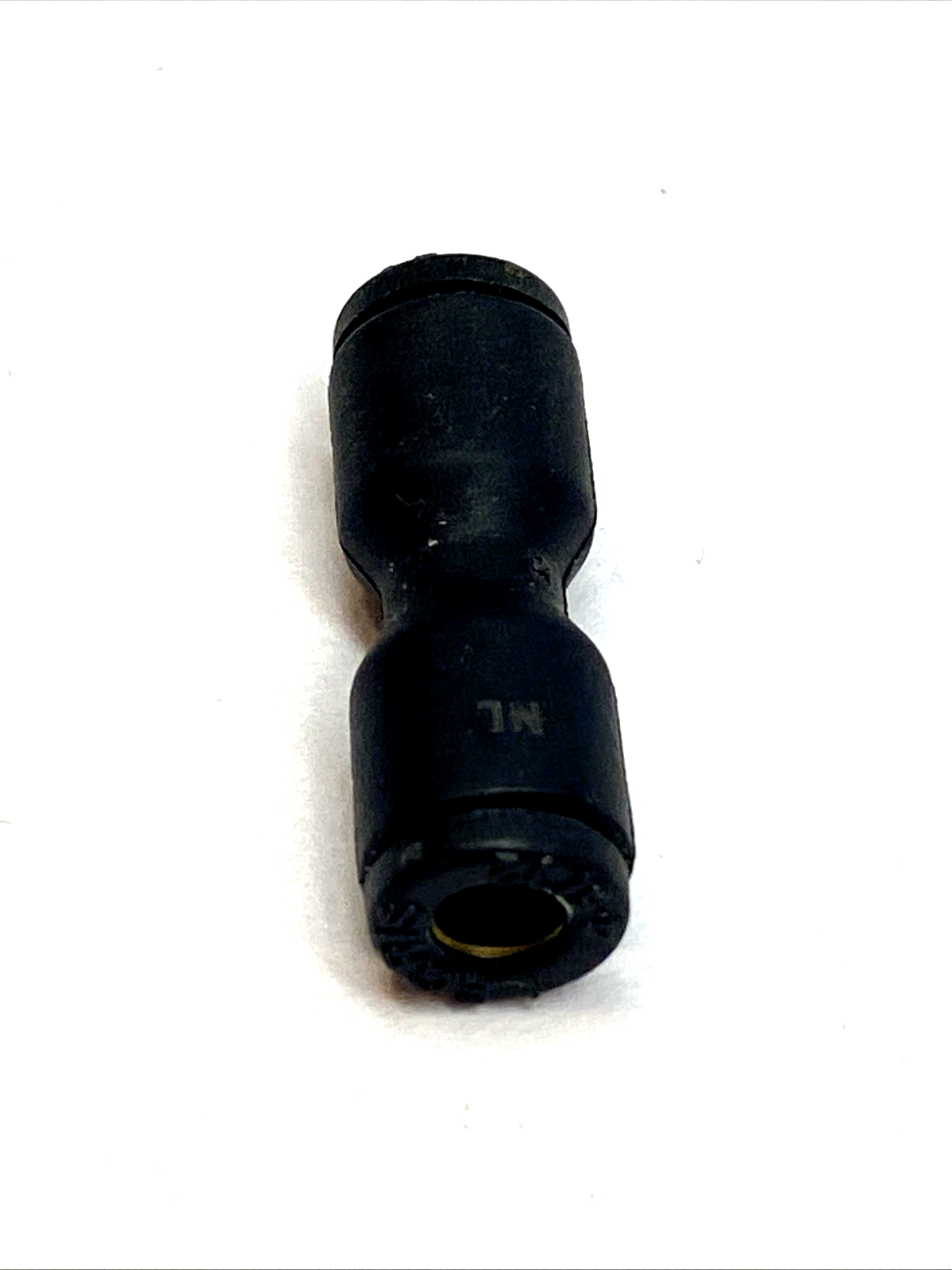 Parker Legris 3106 04 00 Push-In Straight Union , 4 mm / 5/32" LOT OF 4 - Maverick Industrial Sales