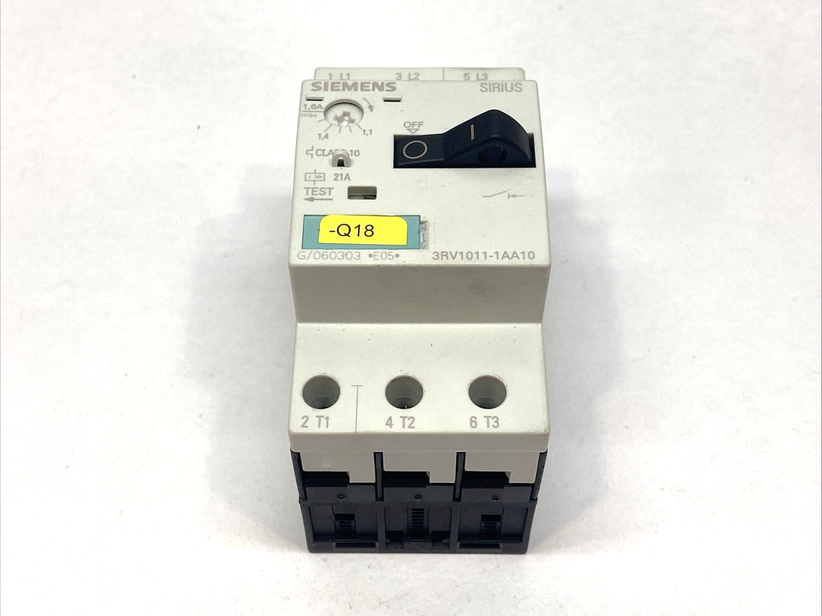 Siemens 3RV1011-1AA10 Sirius Manual Motor Starter Contactor MISSING 3RV1901-1E - Maverick Industrial Sales