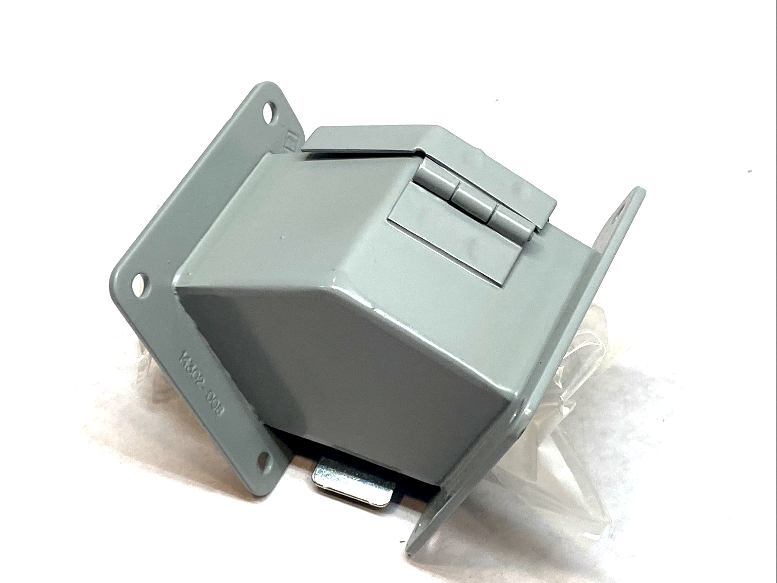F22LE45A | Hoffman 45° Lay-In Wireway Elbow 2.5" x 2.5" Gray Steel Type 12 - New – Open box - Maverick Industrial Sales