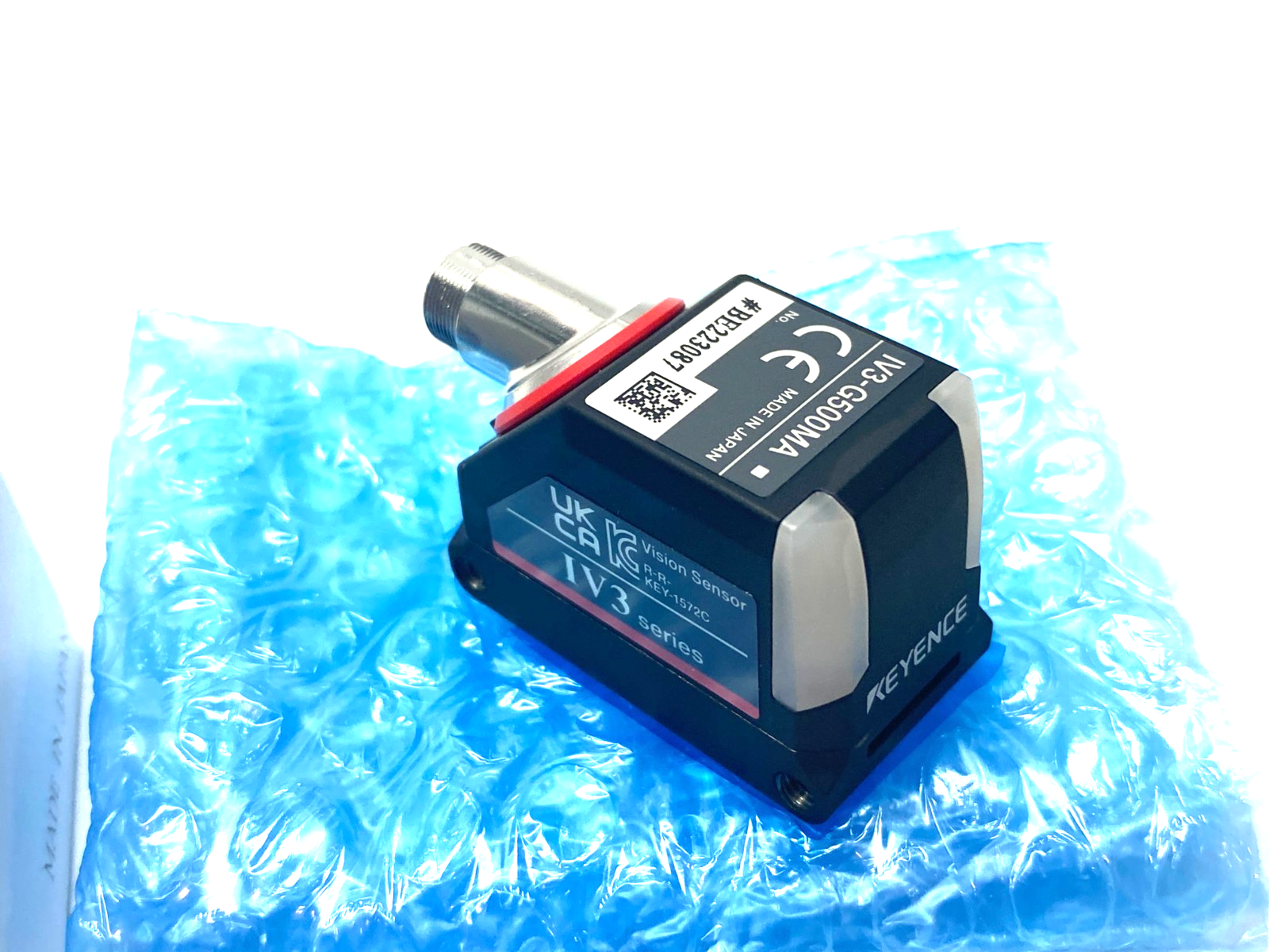 Keyence IV3-G500MA Compact Sensor Head Standard Model Monochrome AF Type - Maverick Industrial Sales