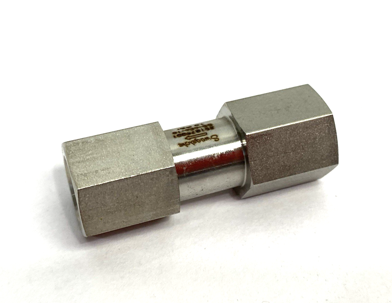 SS-4C4-10 | Swagelok Stainless Steel Poppet Check Valve, Fixed Pressure, 1/4" NPTF - New Other - Maverick Industrial Sales