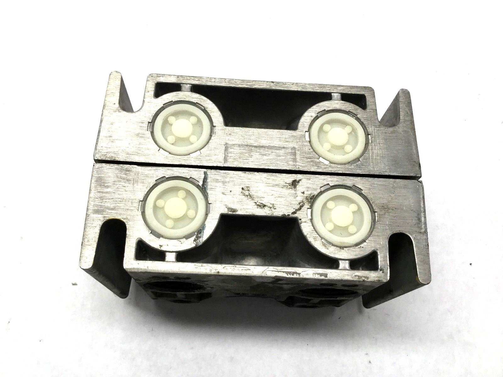 Rexroth P68431 Endplate Set - Maverick Industrial Sales