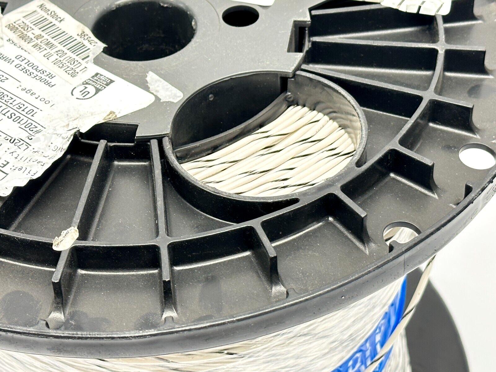 Omni L720ST-02 #20 AWG Type MTW TEW 10-Stranded Copper White 600V 2500ft - Maverick Industrial Sales
