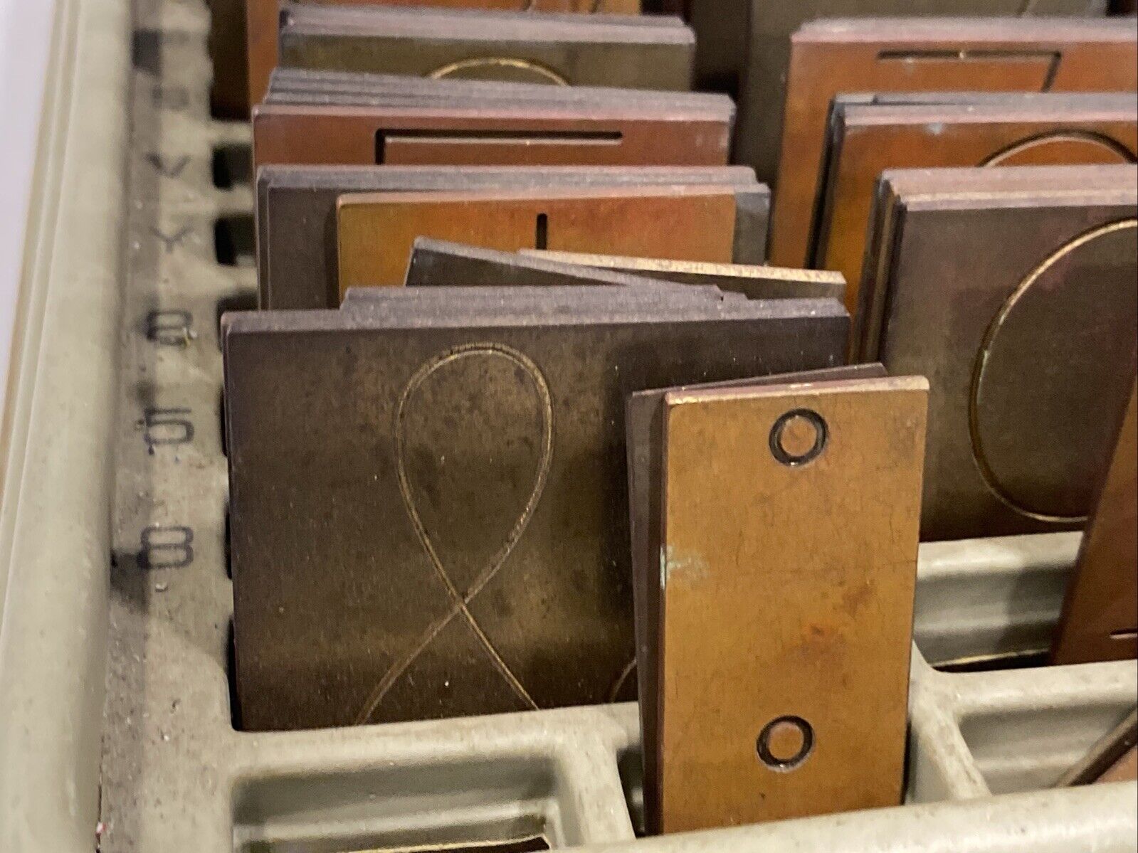 New Hermes 35-0?? Engraving Font Block Set 2-3/4" - Used - Maverick Industrial Sales