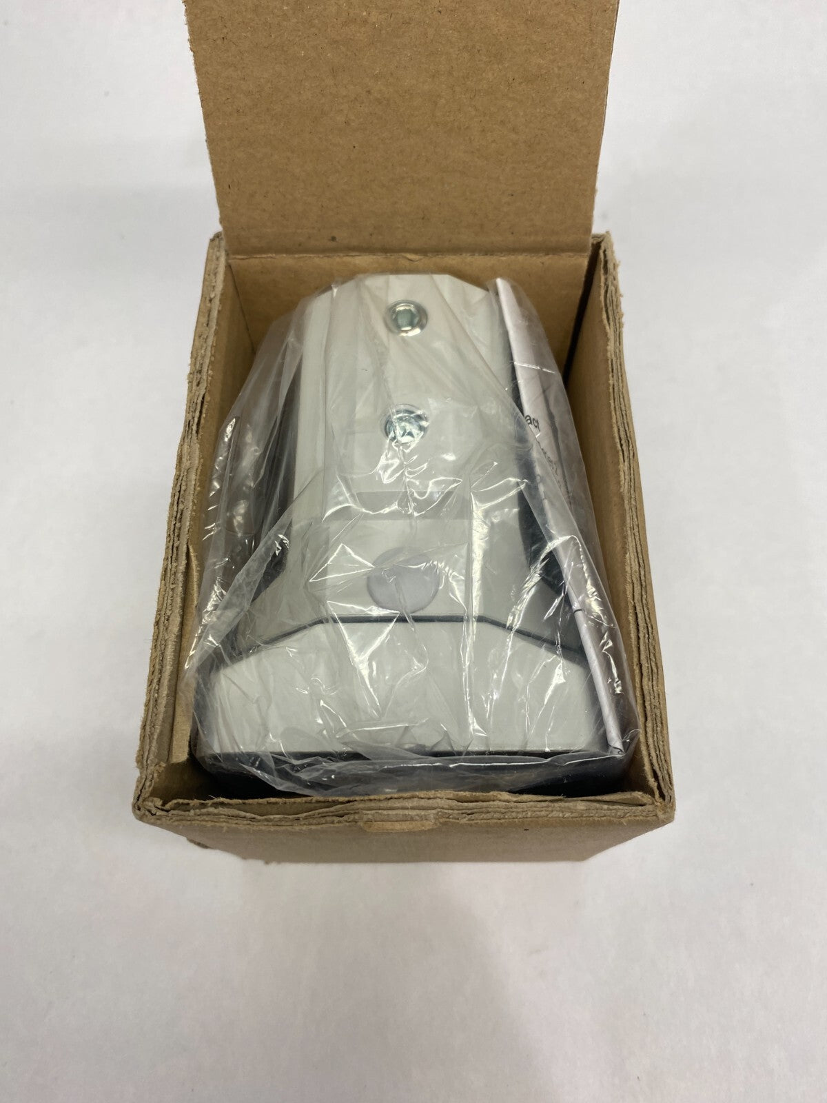 Hoffman CCS2FCLG nVent Flange Coupling Joint for Aluminum Arm 45x60mm White - Maverick Industrial Sales