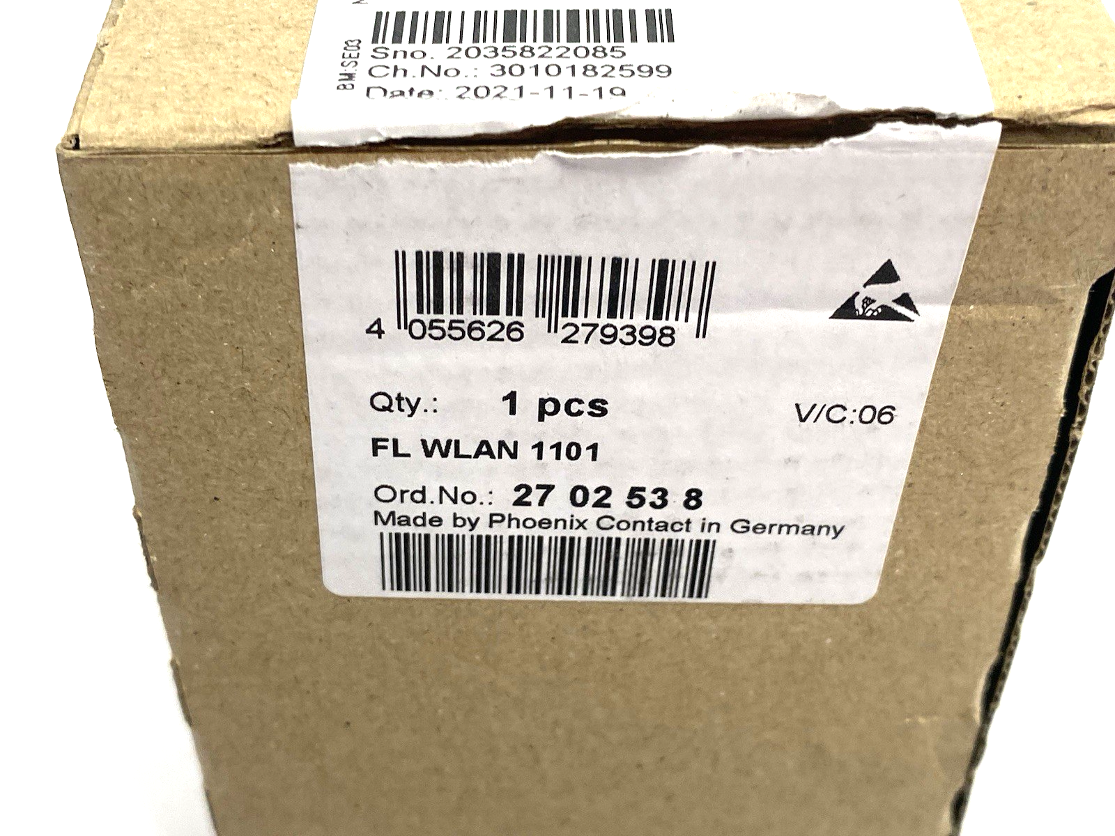 Phoenix Contact FL WLAN 1101 Wireless Access Point Module, Through-Panel 2702538 - Maverick Industrial Sales