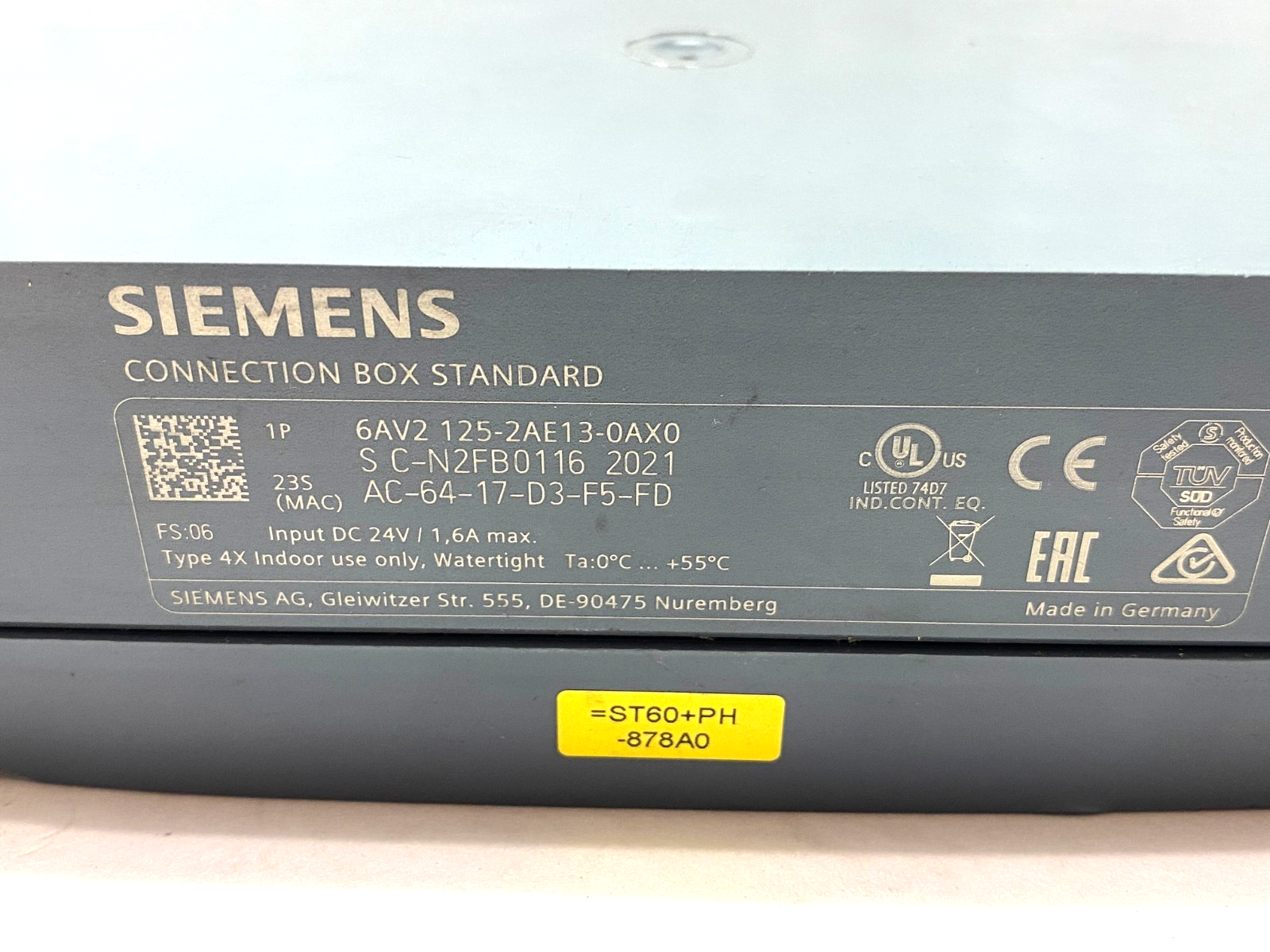 6AV2125-2AE13-0AX0 | Siemens SIMATIC HMI Connection Box FRONT CASE CRACKED - Used - Maverick Industrial Sales