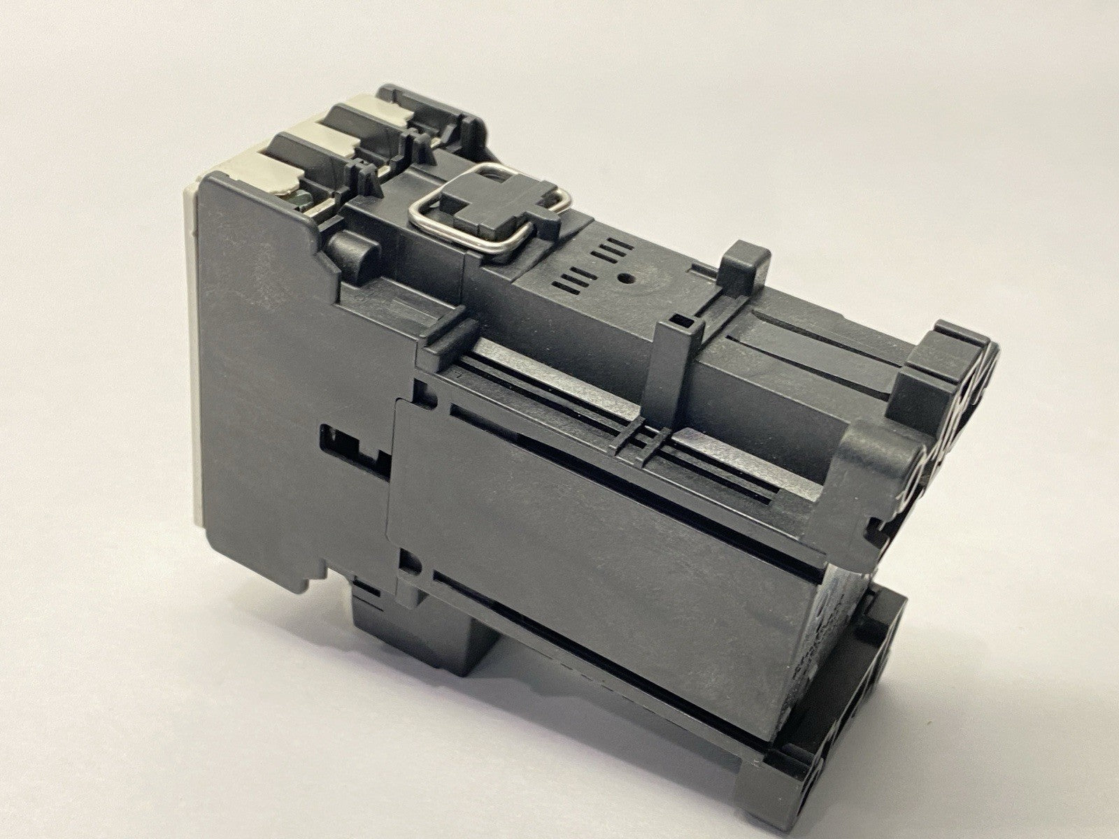 Fuji Electric SC-E02/G-24VDC Magnetic Contactor 24VDC Coil - Maverick Industrial Sales