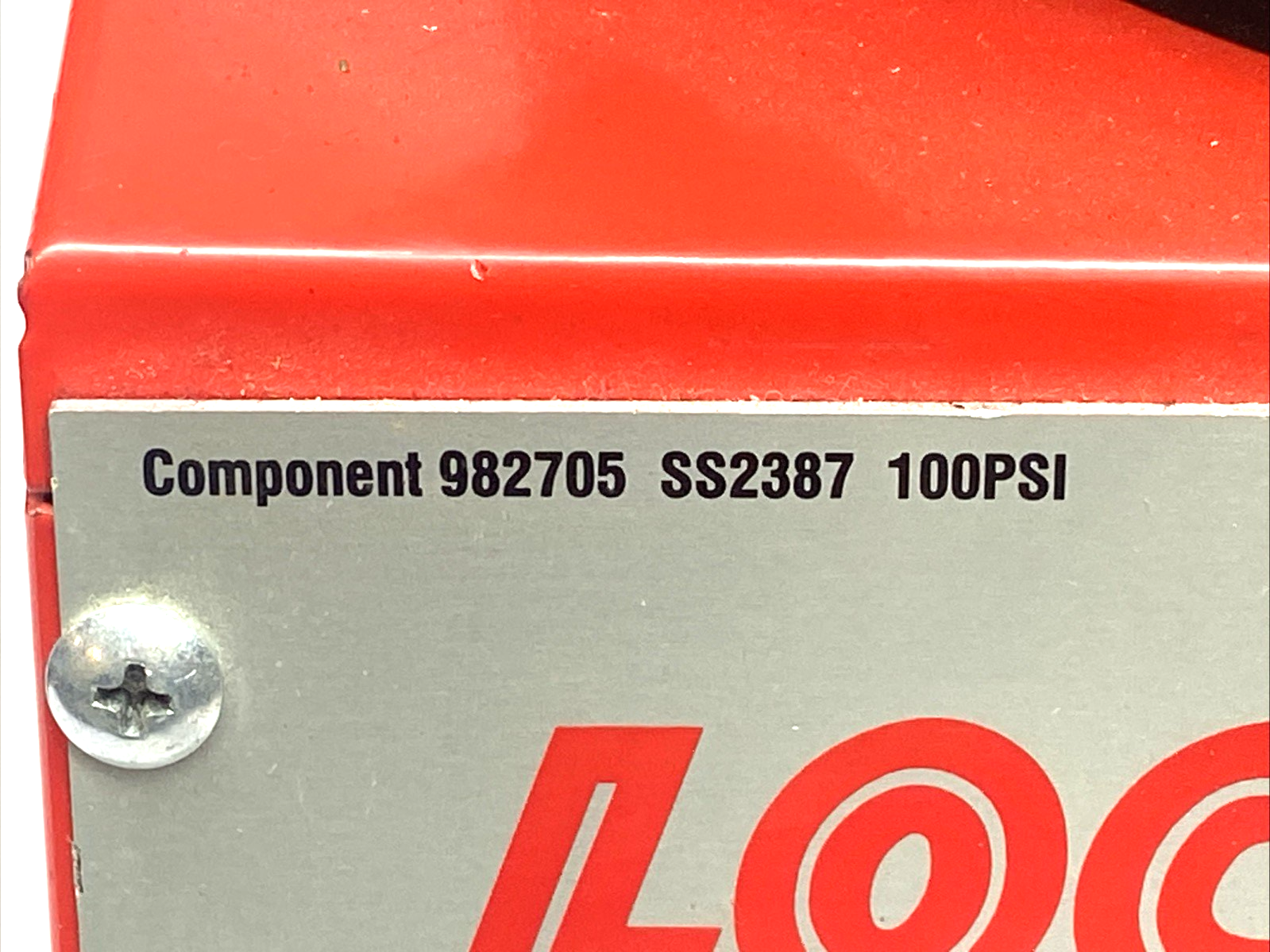 47695732