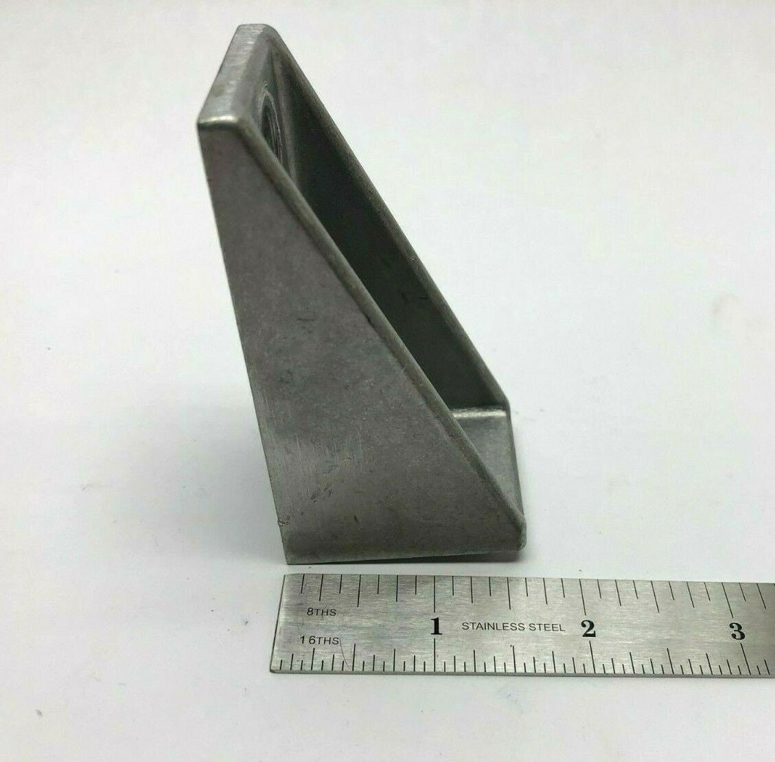 Flexlink XCFA44C Angle Bracket Gusset 90-Deg, Aluminum - Used - Maverick Industrial Sales