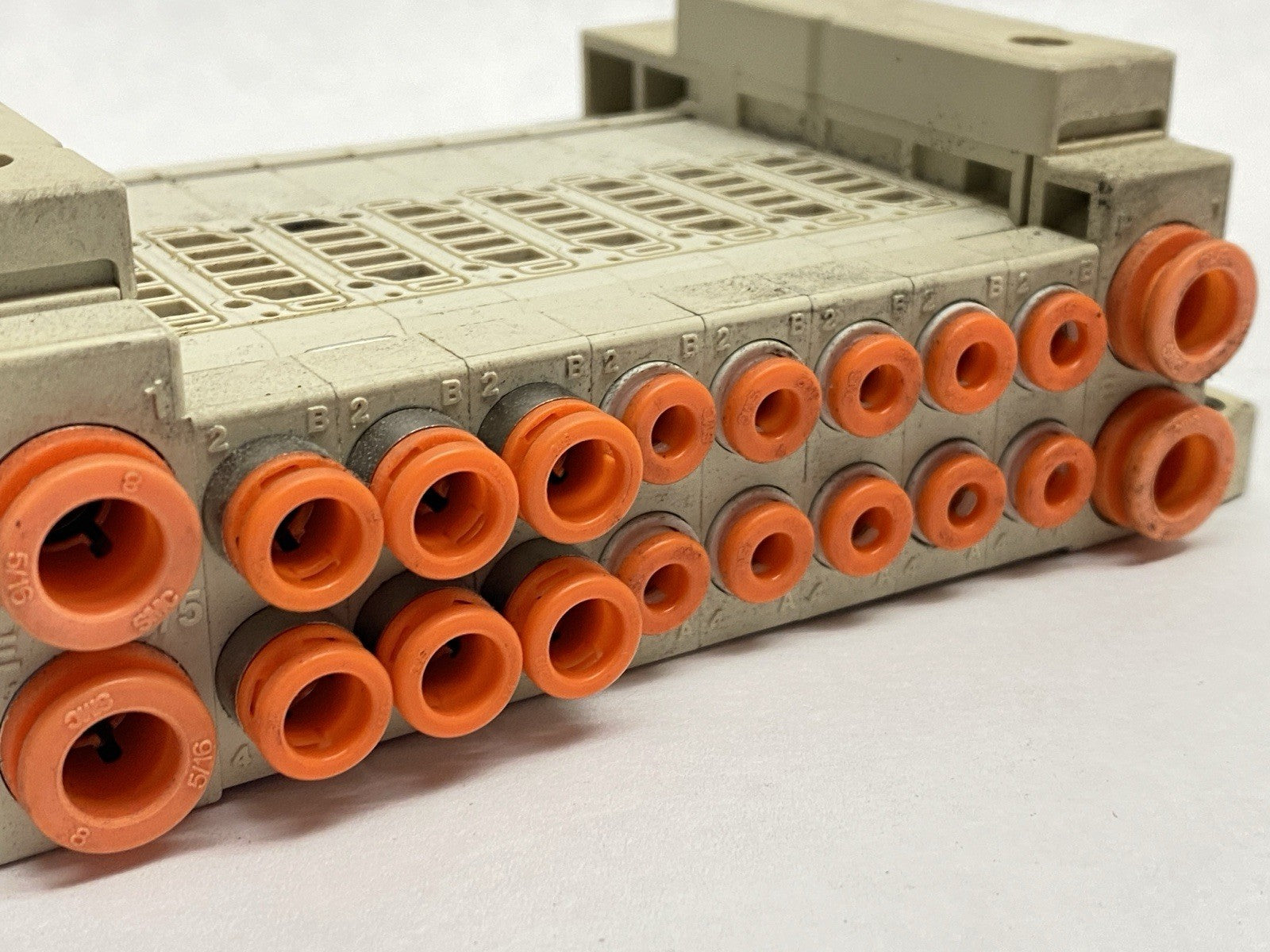 SMC 10-SS5V1-W1050D-08B-N3 Pneumatic Manifold Assembly 8-Station - Maverick Industrial Sales