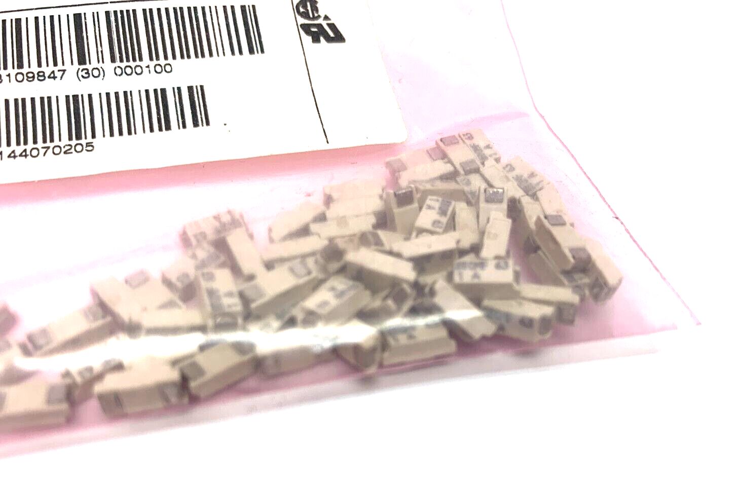 Schurter 3402.0009.11 Surface Mount Fuse Link PACK OF 67 - Maverick Industrial Sales
