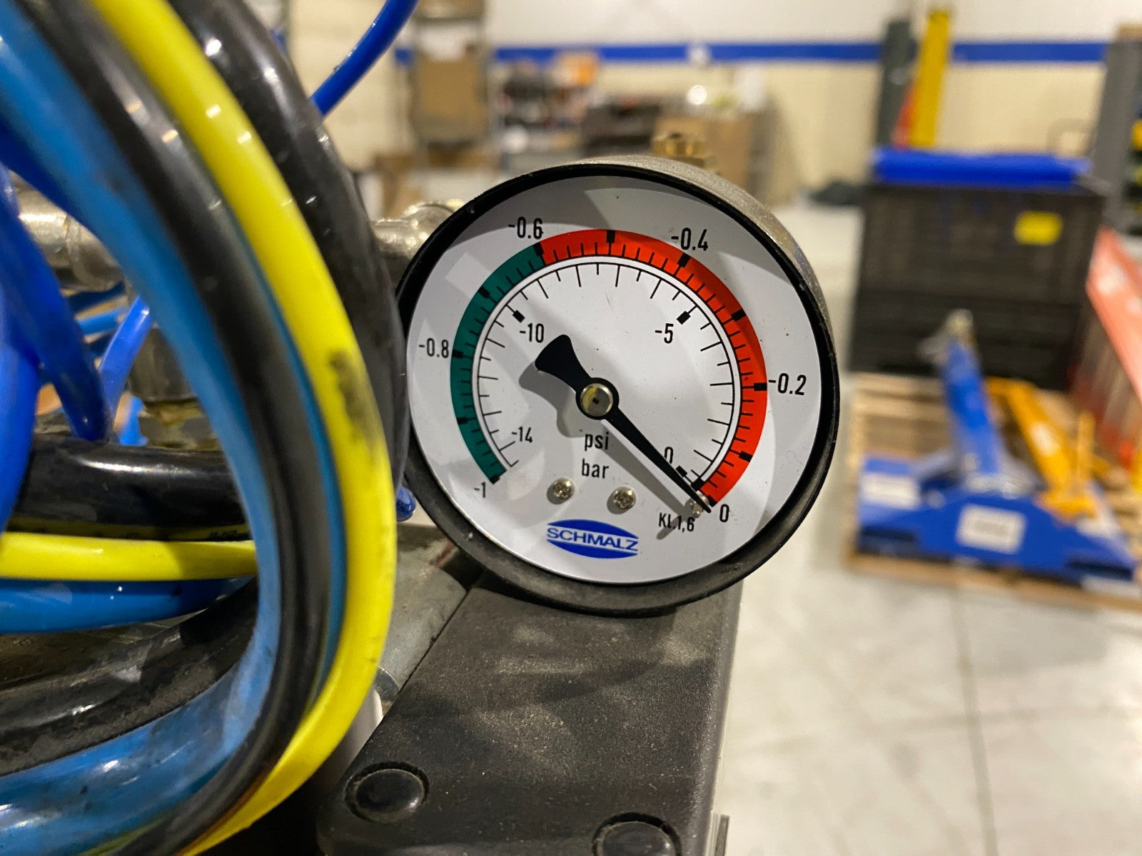 Zache Handling GV 50 50 Kg Manipulator - Used - Maverick Industrial Sales