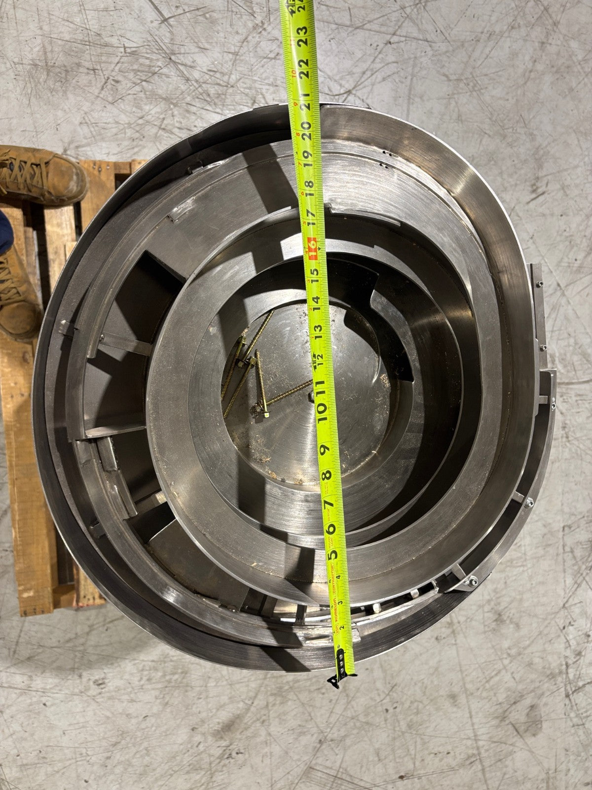 22206 | Fortville Custom Vibratory Bowl Feeder, , (2) REOVIB MFS 268 Controls, 24" - Used - Maverick Industrial Sales