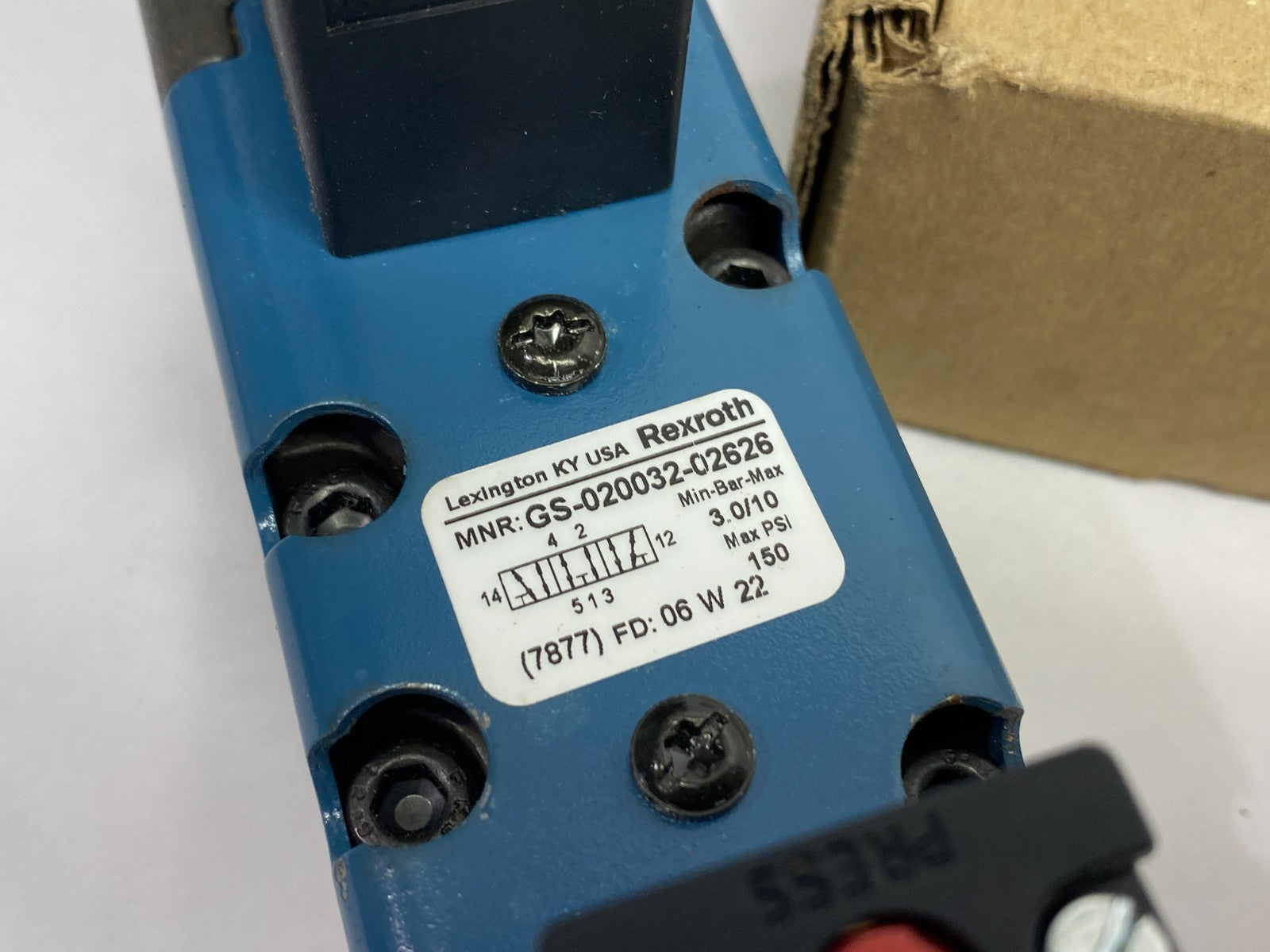 R432006058 | Emerson Rexroth AVENTICS™ 5/3-Directional Valve, Series CERAM™ - New Other - Maverick Industrial Sales