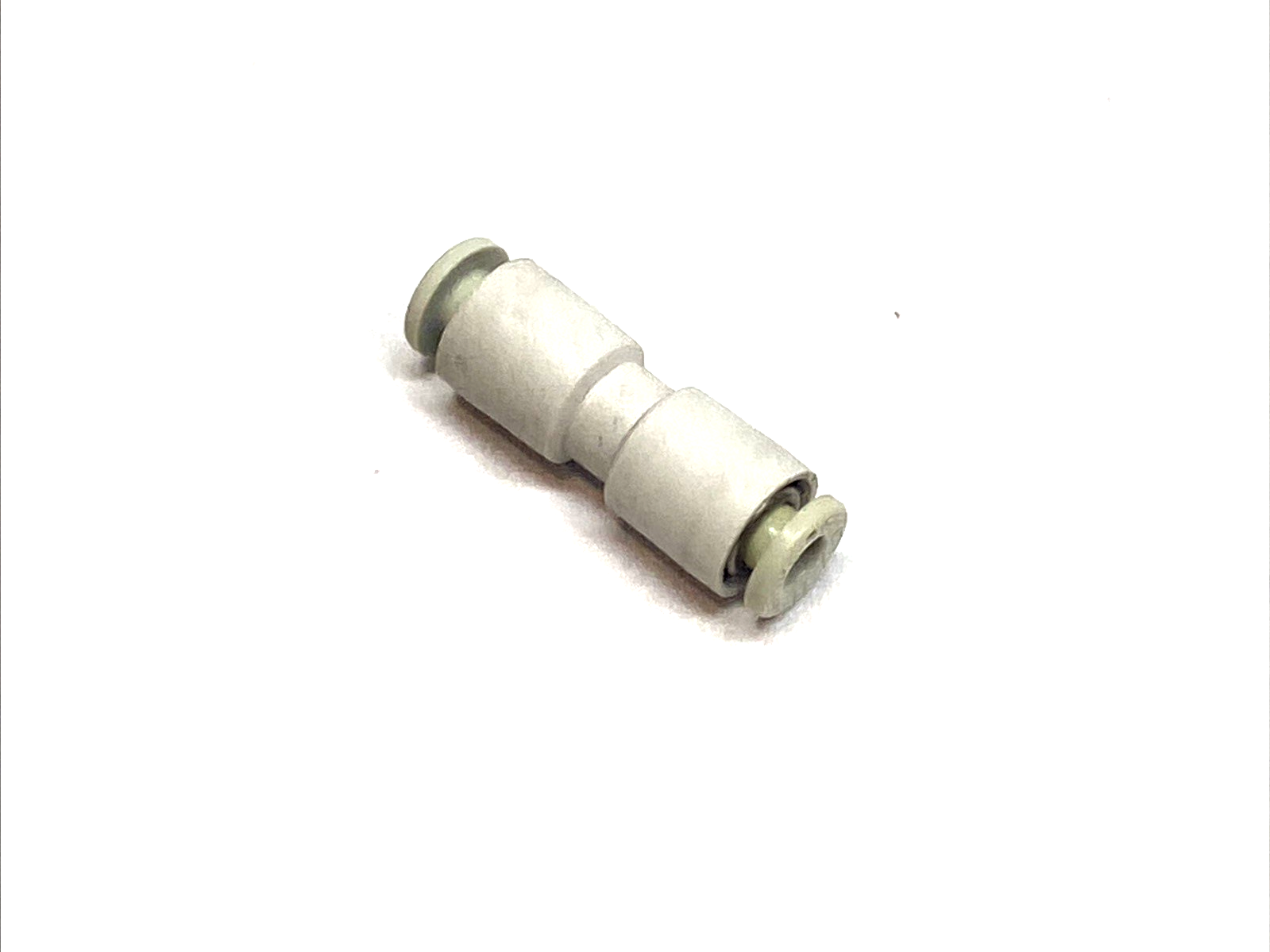 KQ2H03-00A | SMC Straight Union Fitting 5/32 In Push-In Tube LOT OF 25 - Used - Maverick Industrial Sales
