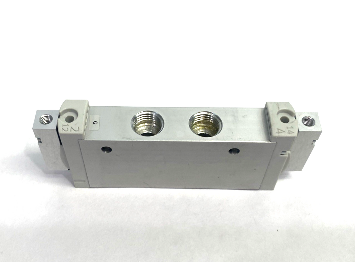 Festo VUWG-L18-P53C-G14 Pneumatic Valve 5/3-way, Closed, 574272 - Maverick Industrial Sales