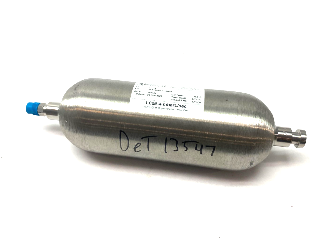 Spectro Physics SF510S1/1.1-42D1A Helium Master 1.02E-4 mbarL/sec, 1500 psia - Maverick Industrial Sales