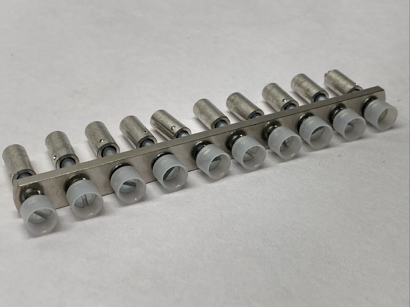 Allen Bradley 1492-CJS11-10 IEC Center Jumper 10PL 11mm Scew LOT OF 13 - Maverick Industrial Sales