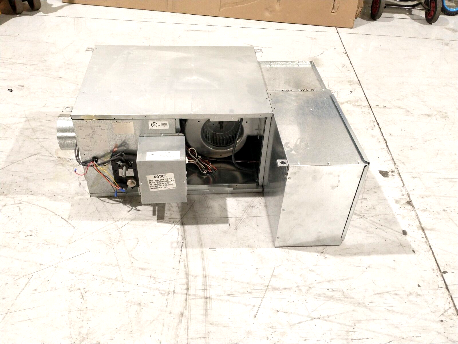 Trane VSEF0600AA0DD00FD1000L0WWB05511W Volume Unit & DB20732-5.5-3P Heater - Maverick Industrial Sales
