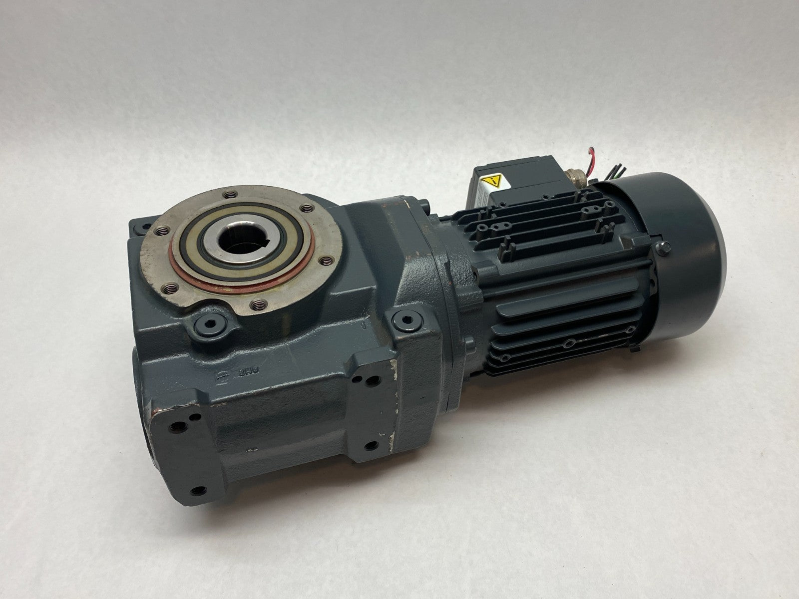2KJ3603-5CF21-4DT1-Z+CAD49-LE71ZMK4 | Siemens SIMOGEAR Geared Motor - Used - Maverick Industrial Sales
