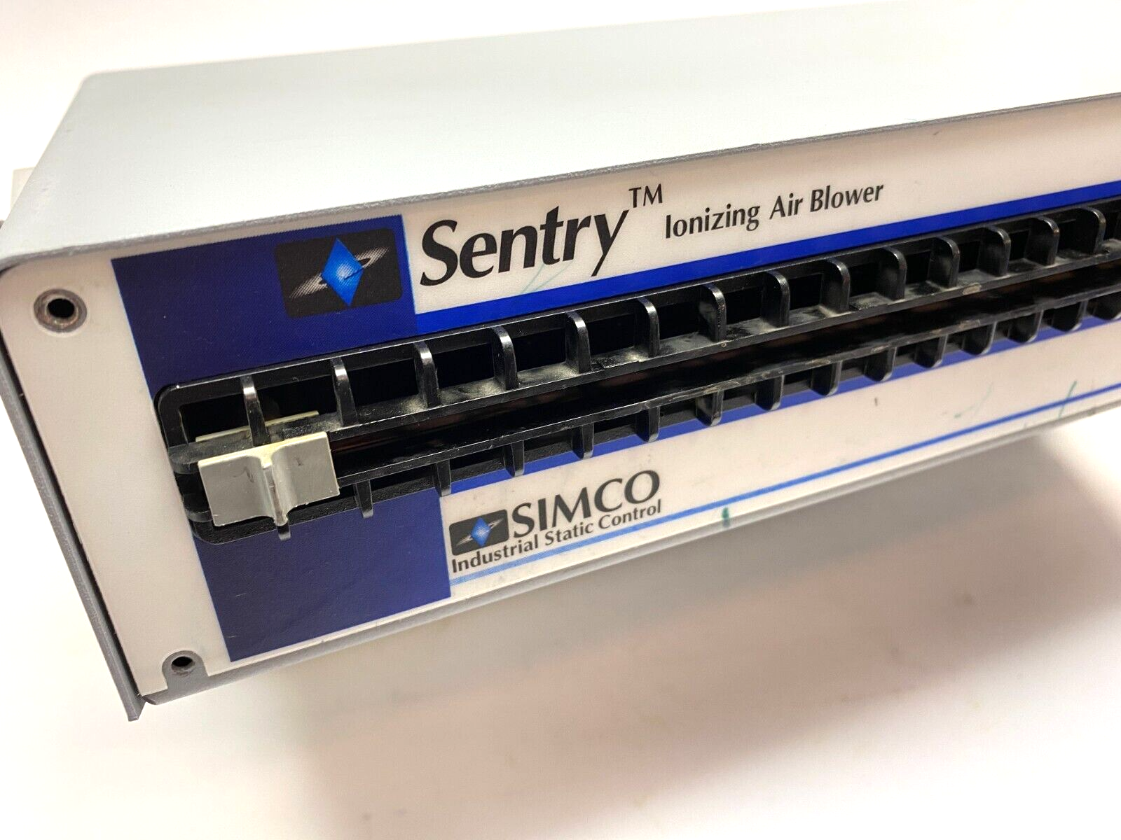 ITW Simco 4003000 Sentry Mountable Ionizing Air Blower w Adjustable Fan Speed - Maverick Industrial Sales