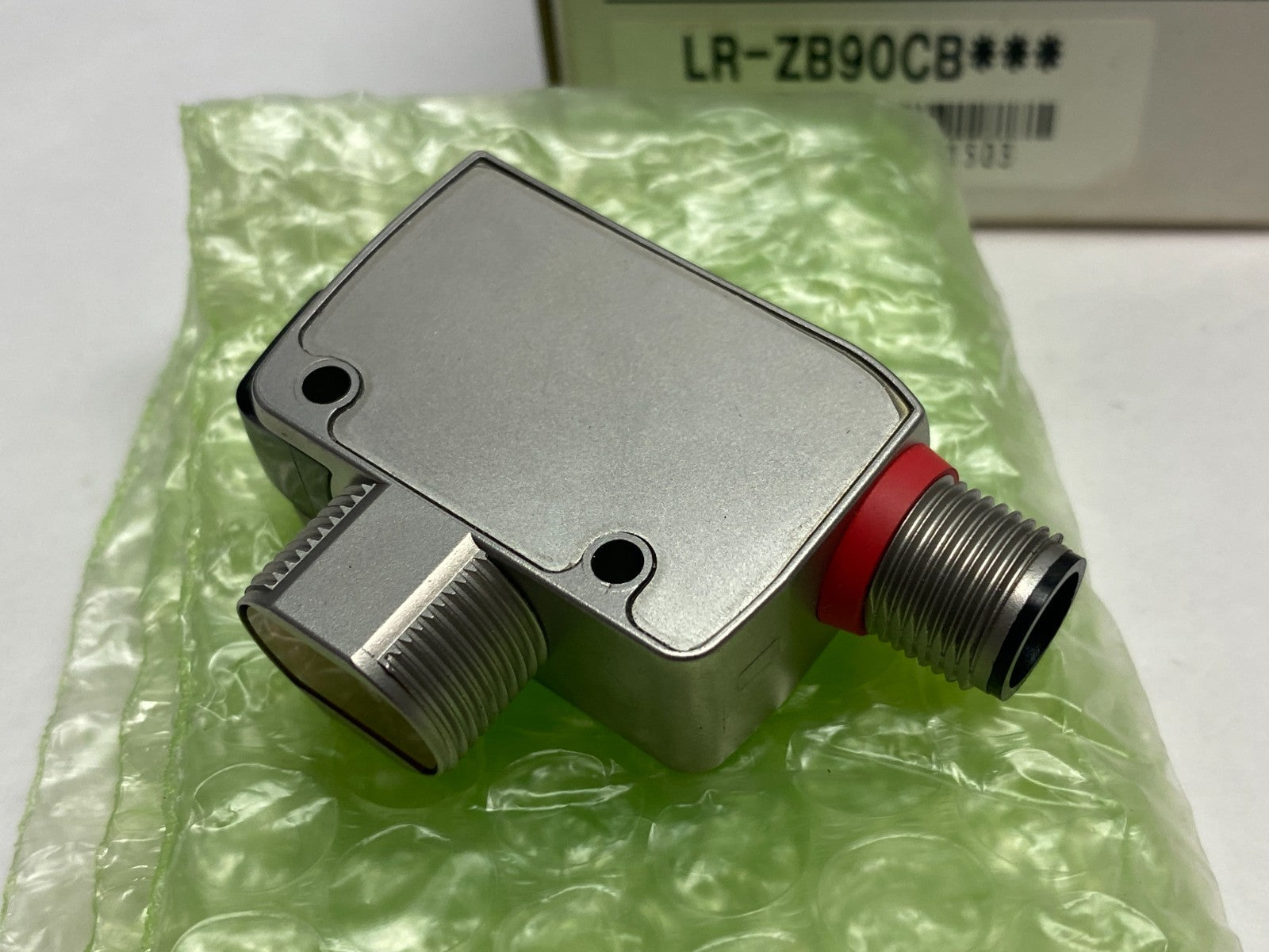 Keyence LR-ZB90CB Self-Contained Distance Based CMOS Laser Sensor 90mm M12 Conn. - Maverick Industrial Sales