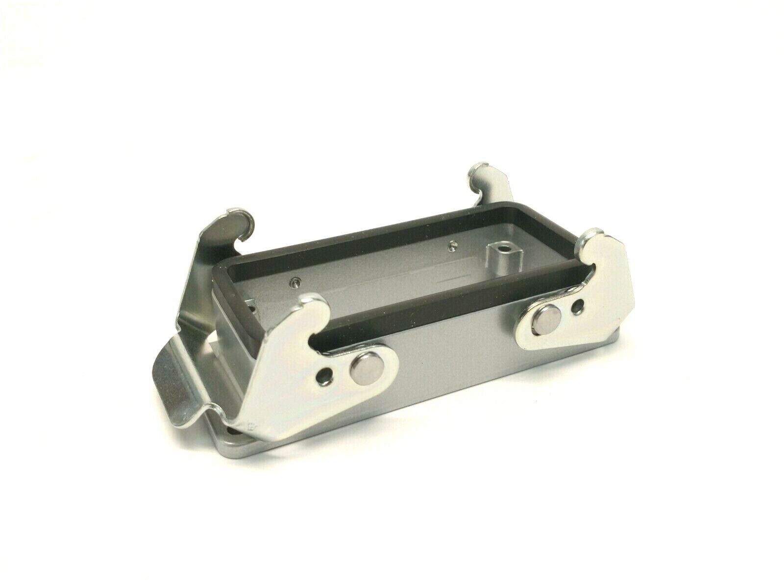 Amphenol C146-10F016-000-1 Heavy Mate Dual Clamp Housing Bulkhead Mount LOT OF 5 - Maverick Industrial Sales