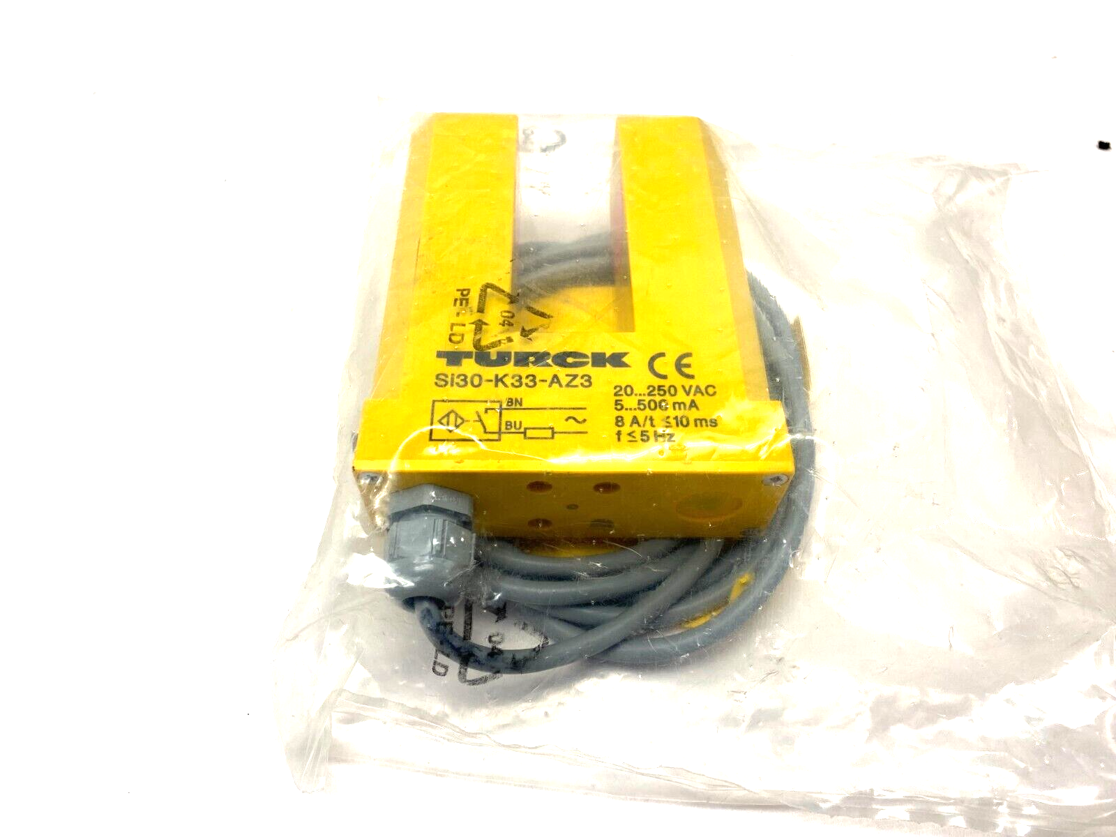 Turck Si30-K33-AZ3 Slot Type Inductive Fork Sensor 20-250VAC 13070 - Maverick Industrial Sales